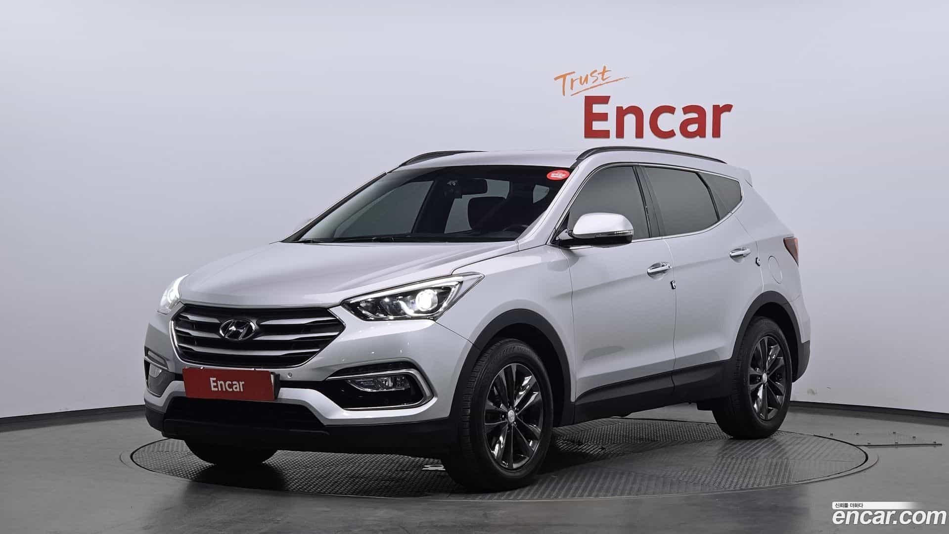 Santafe Hyundai 2017.6-OUTER-001