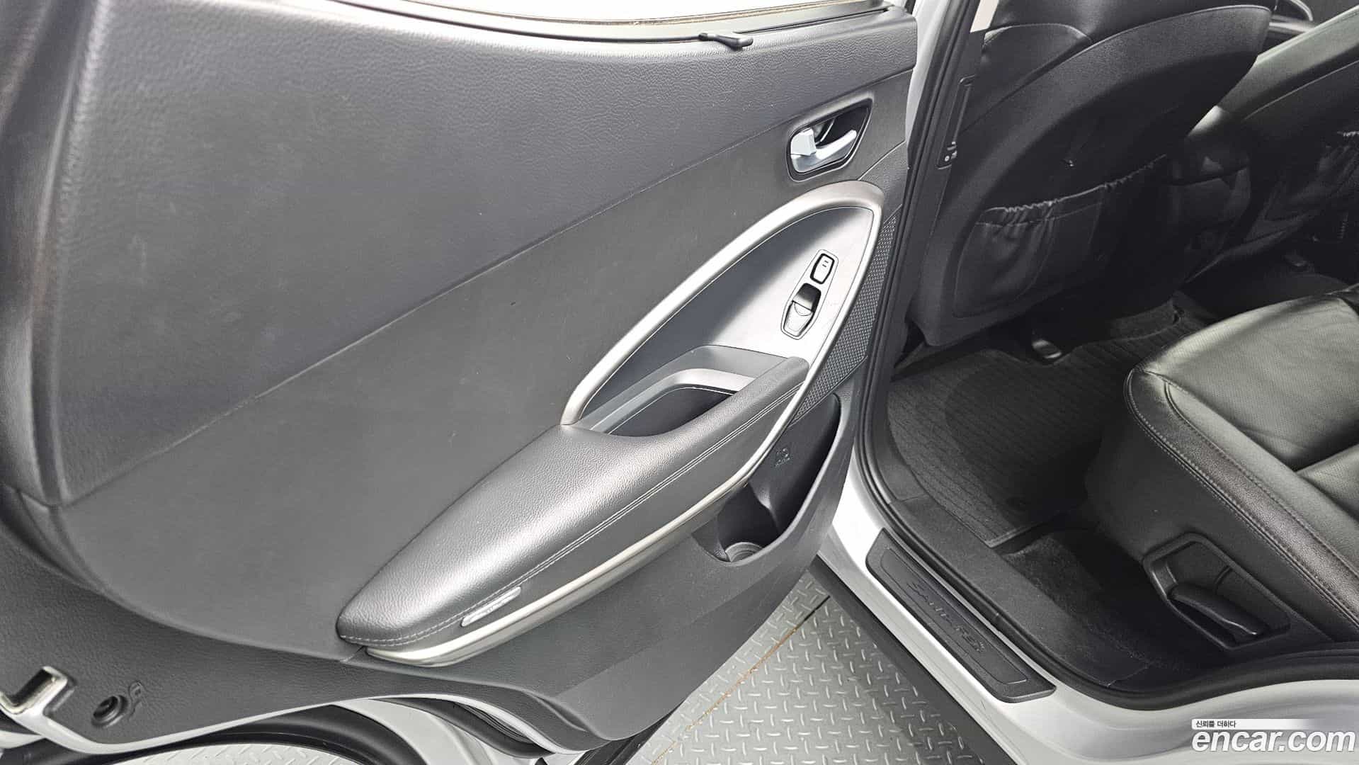 Santafe Hyundai 2017.6-OPTION-044