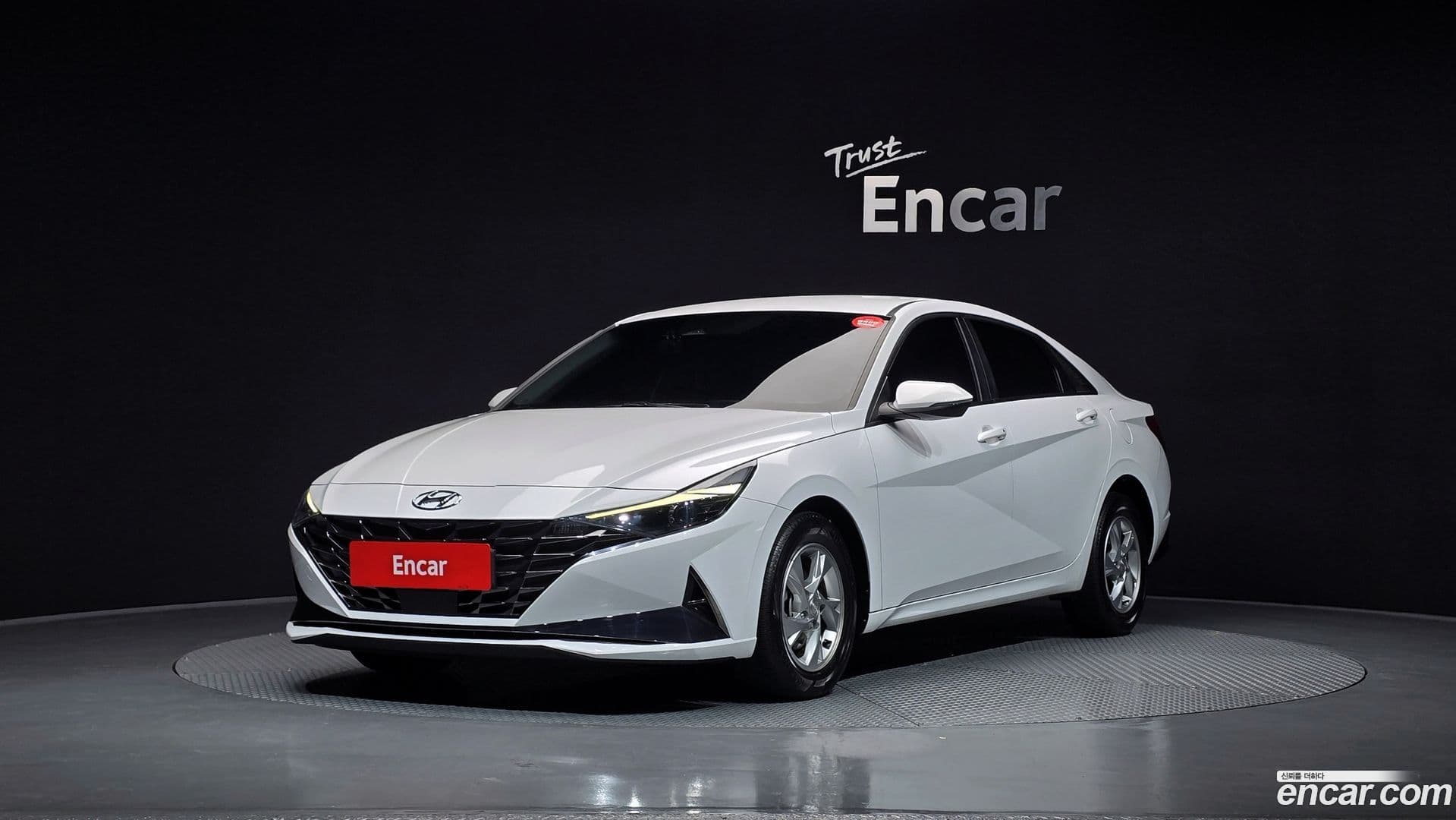 Main__Slider__Photo:AVANTE Hyundai 2021.3-0