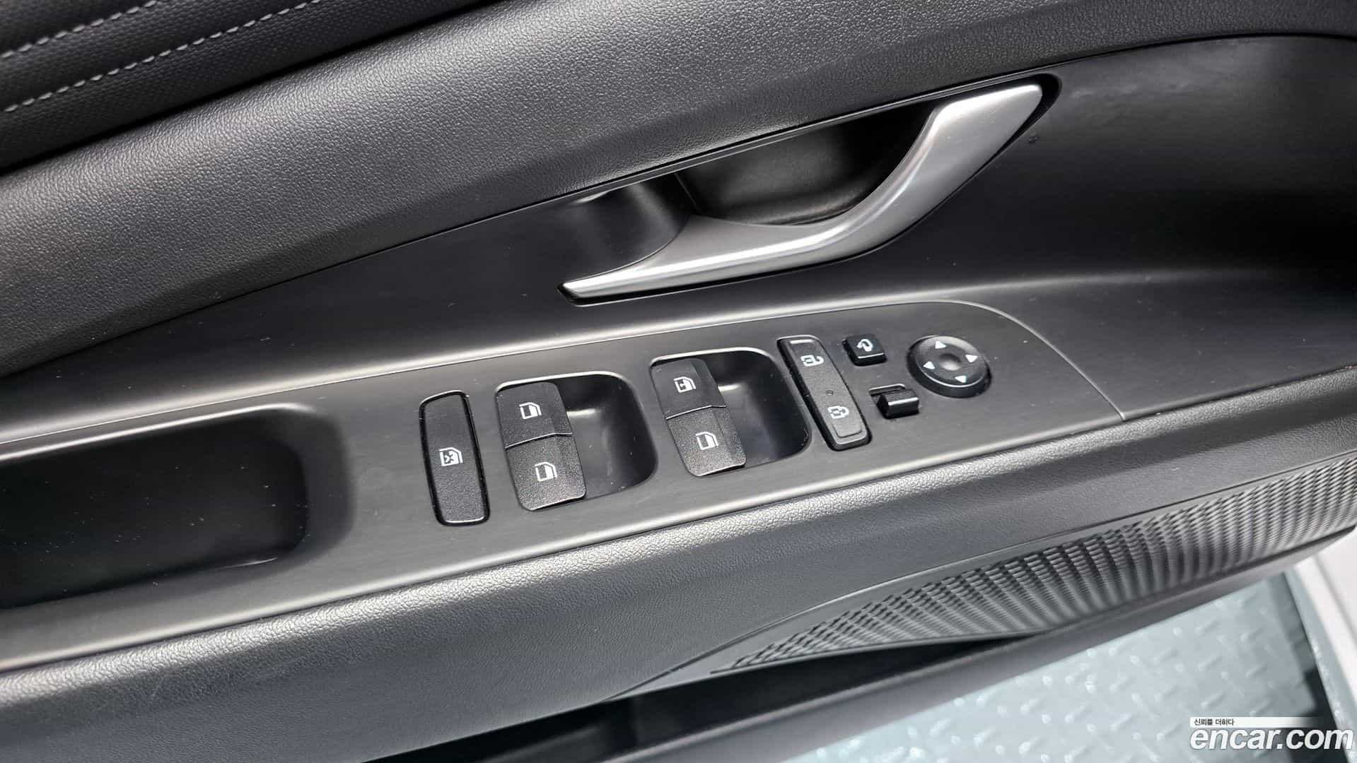 AVANTE Hyundai 2021.3-OPTION-022