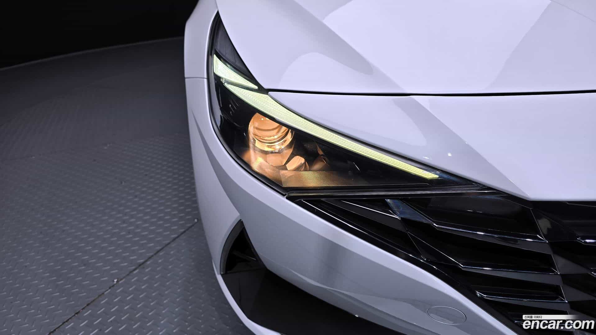 AVANTE Hyundai 2021.3-OUTER-032