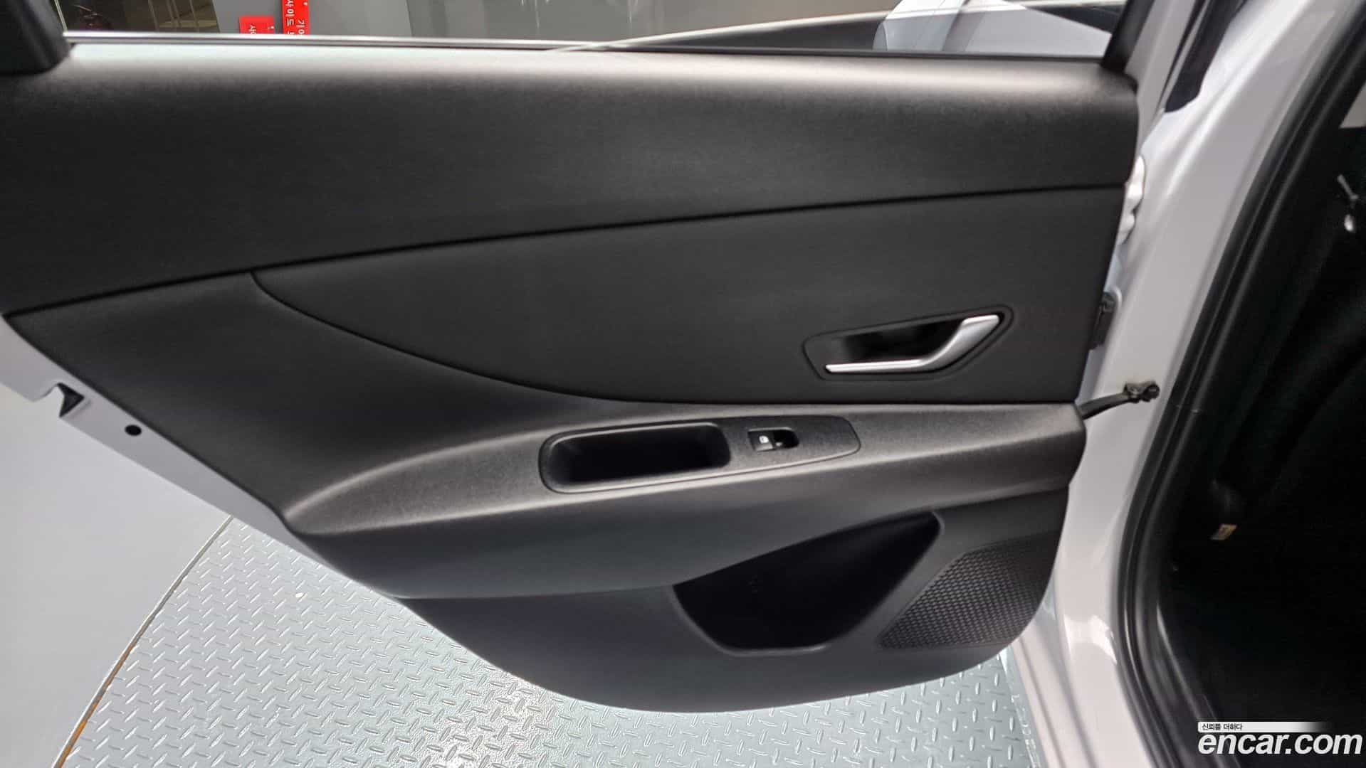 AVANTE Hyundai 2021.3-INNER-035