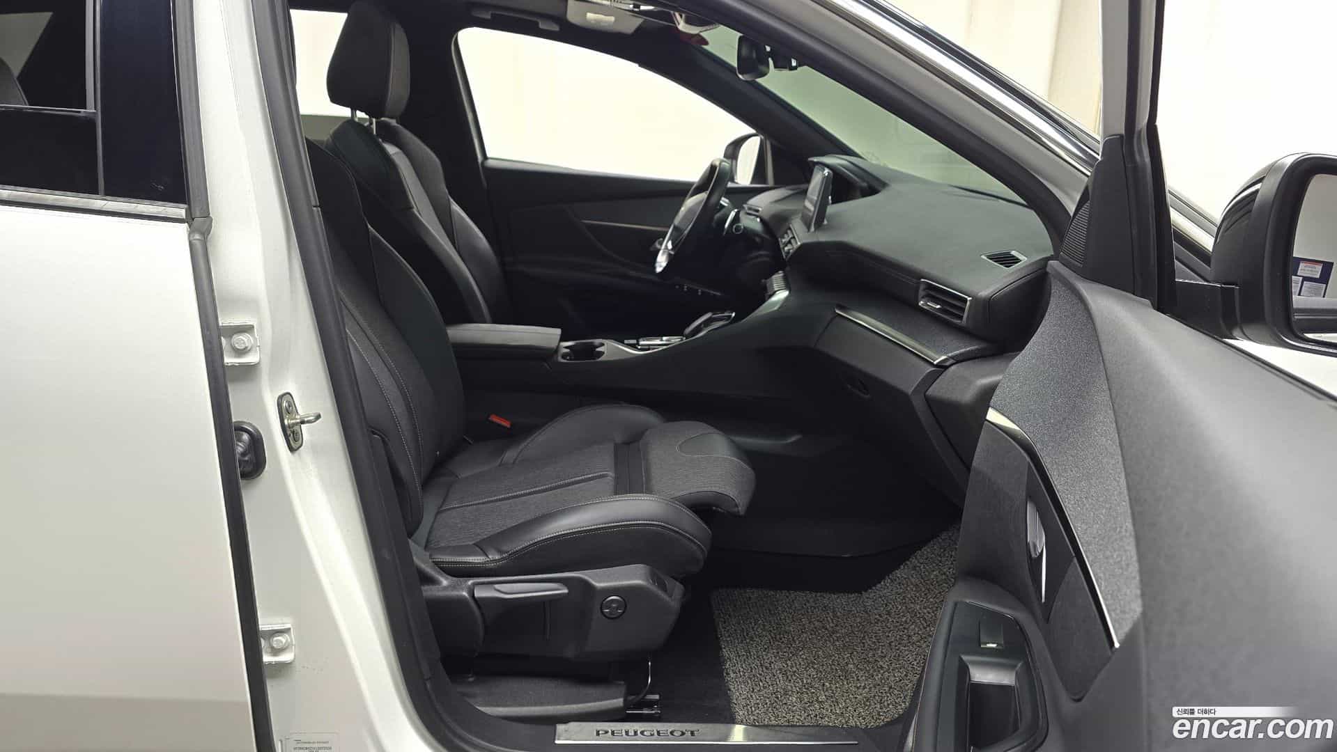 3008 Peugeot 2018.5-INNER-036