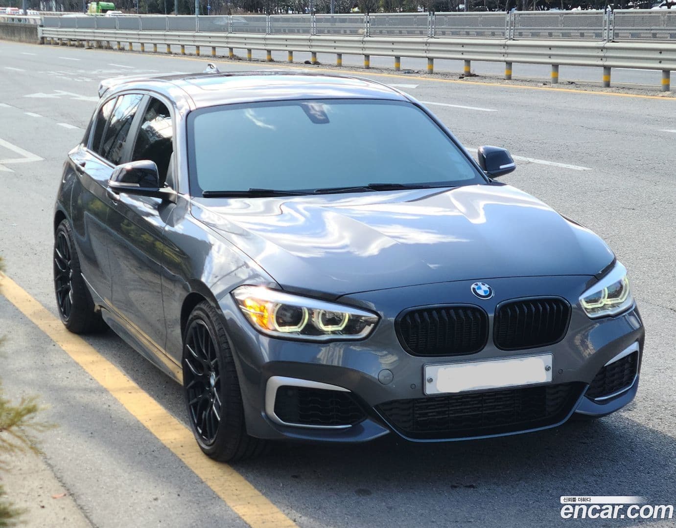 Main__Slider__Photo:1-Series BMW 2016.11-0