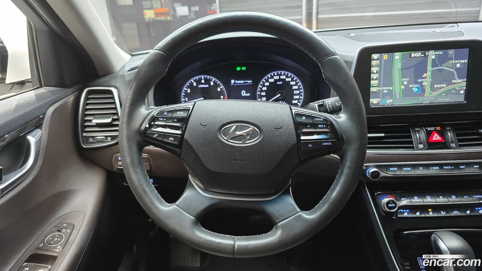 Grandeur Hyundai 2019.2-OPTION-017