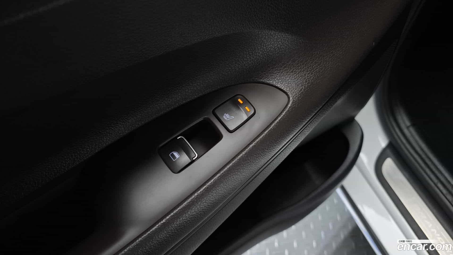 Grandeur Hyundai 2019.2-OPTION-022