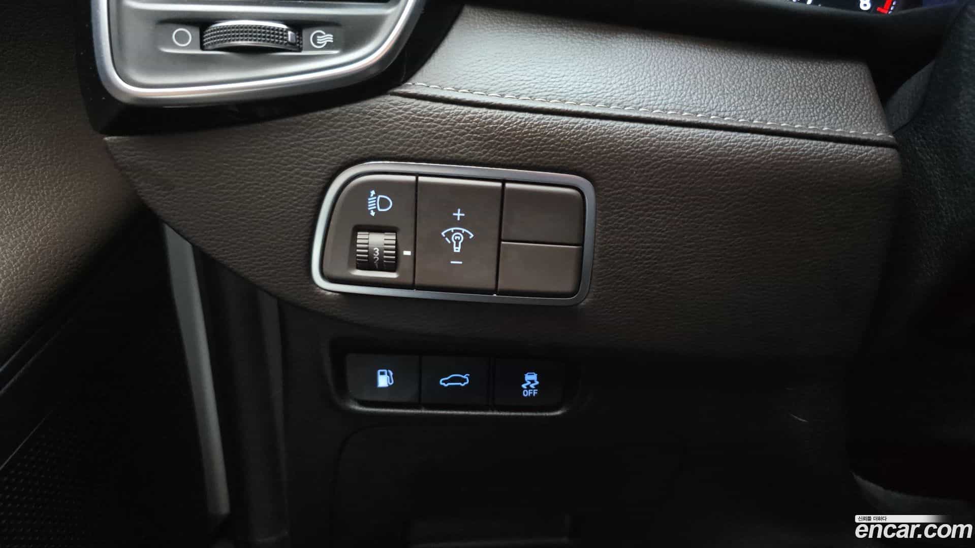Grandeur Hyundai 2019.2-OPTION-042