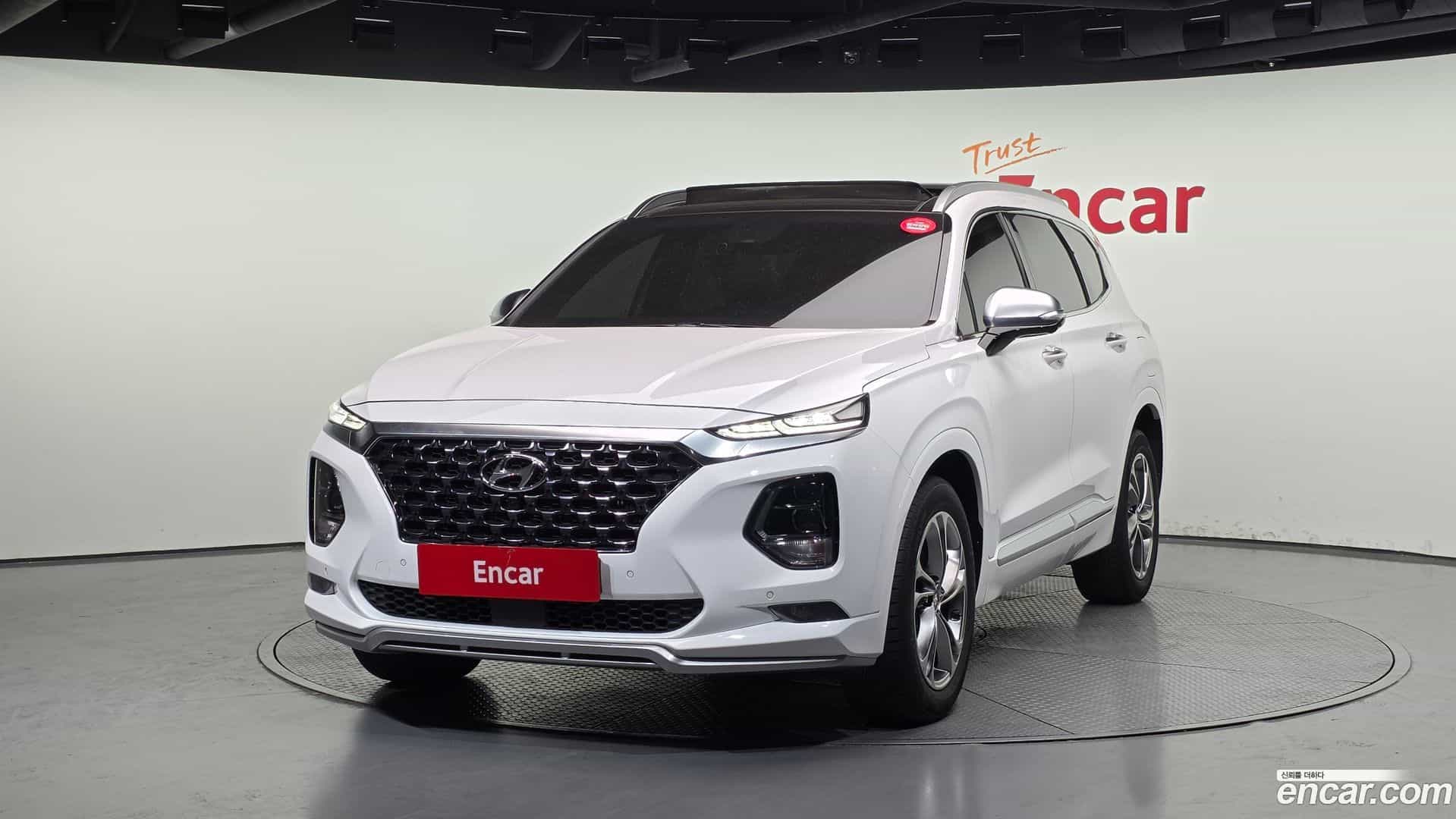 Santafe Hyundai 2019.10-OUTER-001