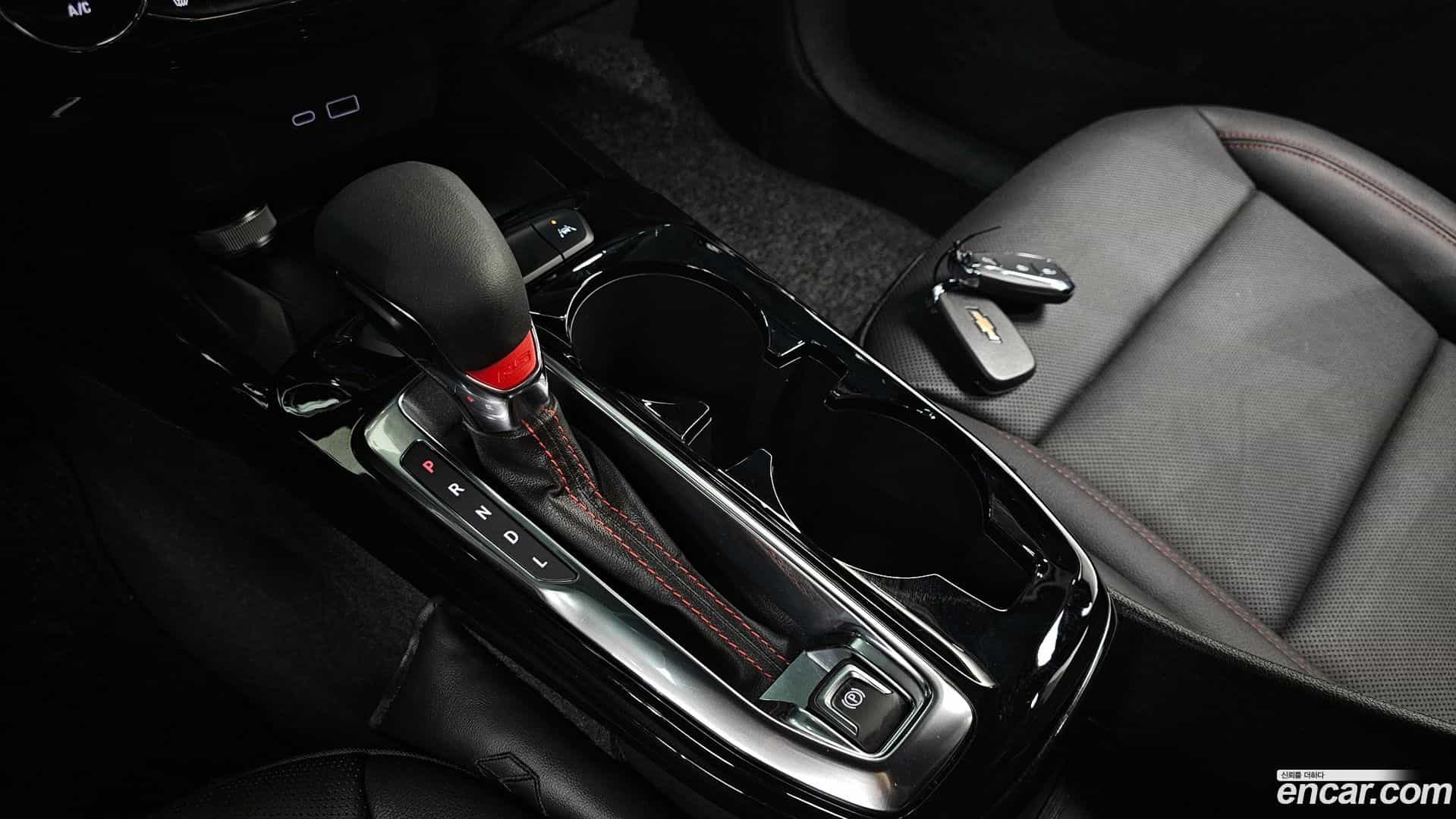 Trax Chevrolet 2024.3-INNER-009