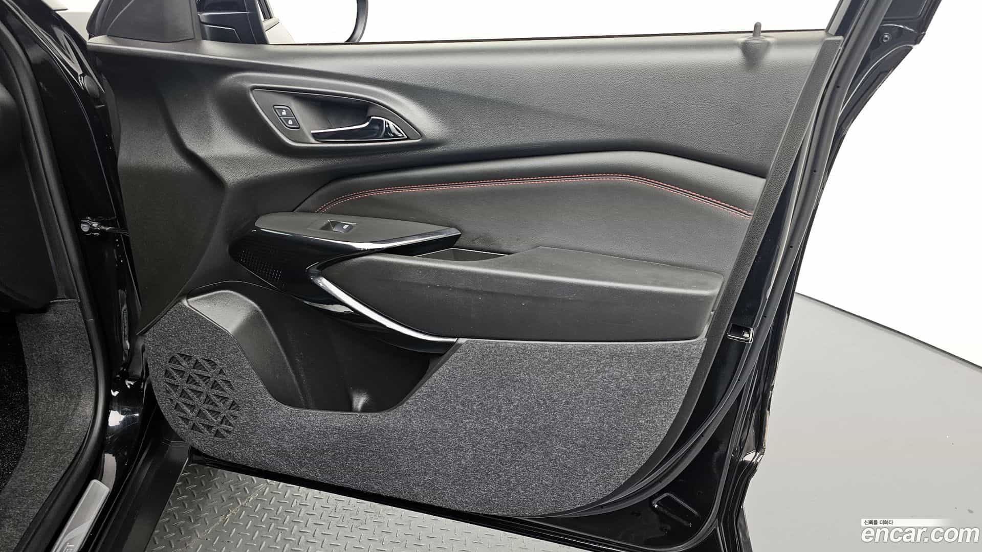 Trax Chevrolet 2024.3-INNER-034