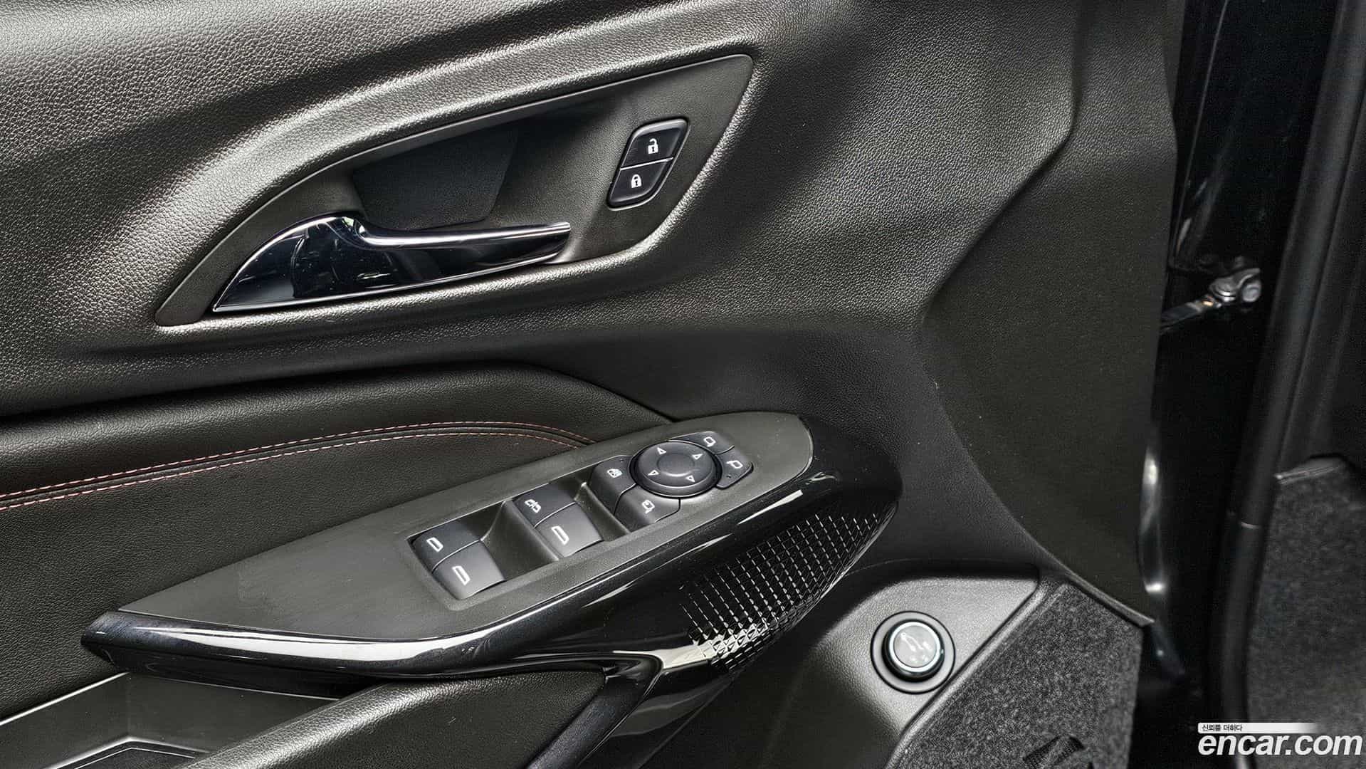 Trax Chevrolet 2024.3-OPTION-042