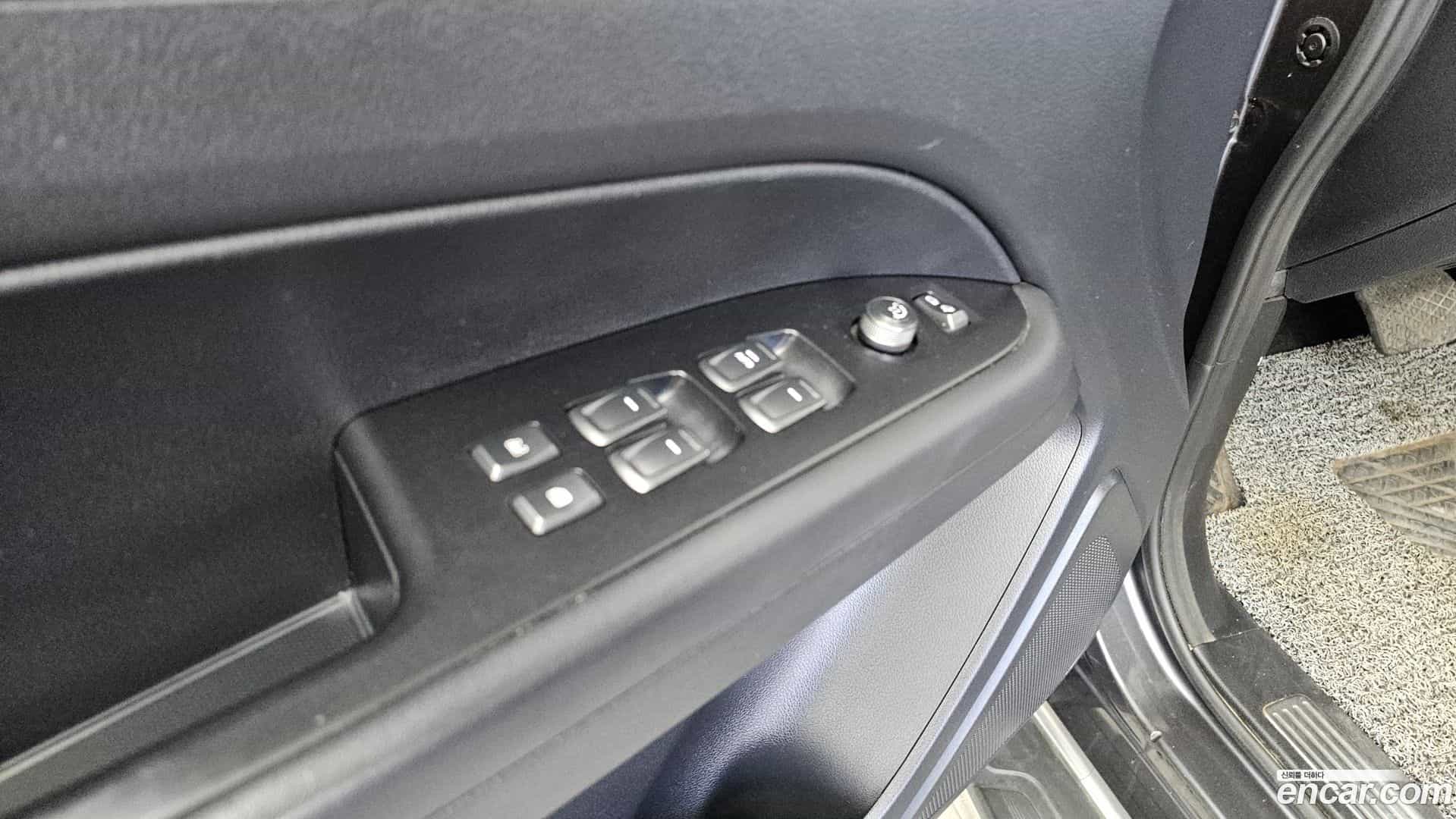 Rexton KG Mobility 2020.9-OPTION-048