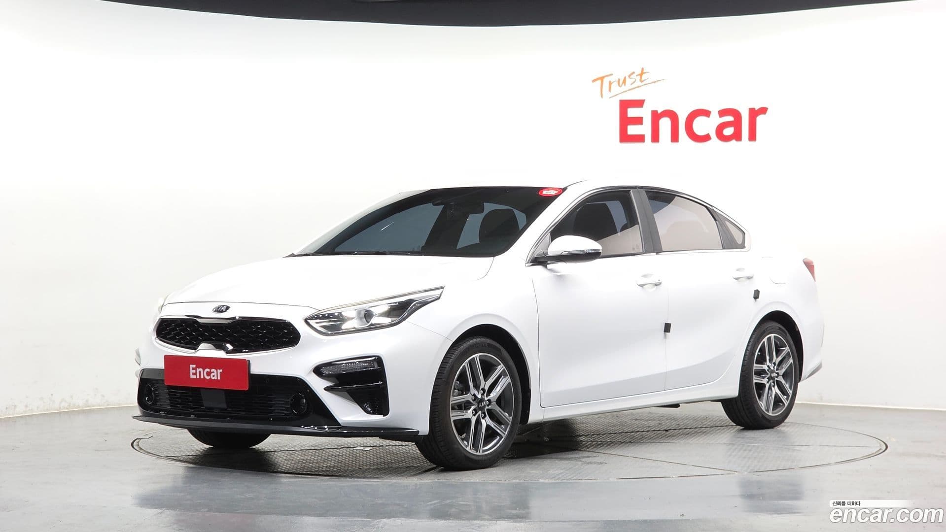 Main__Slider__Photo:K3 Kia 2018.6-0