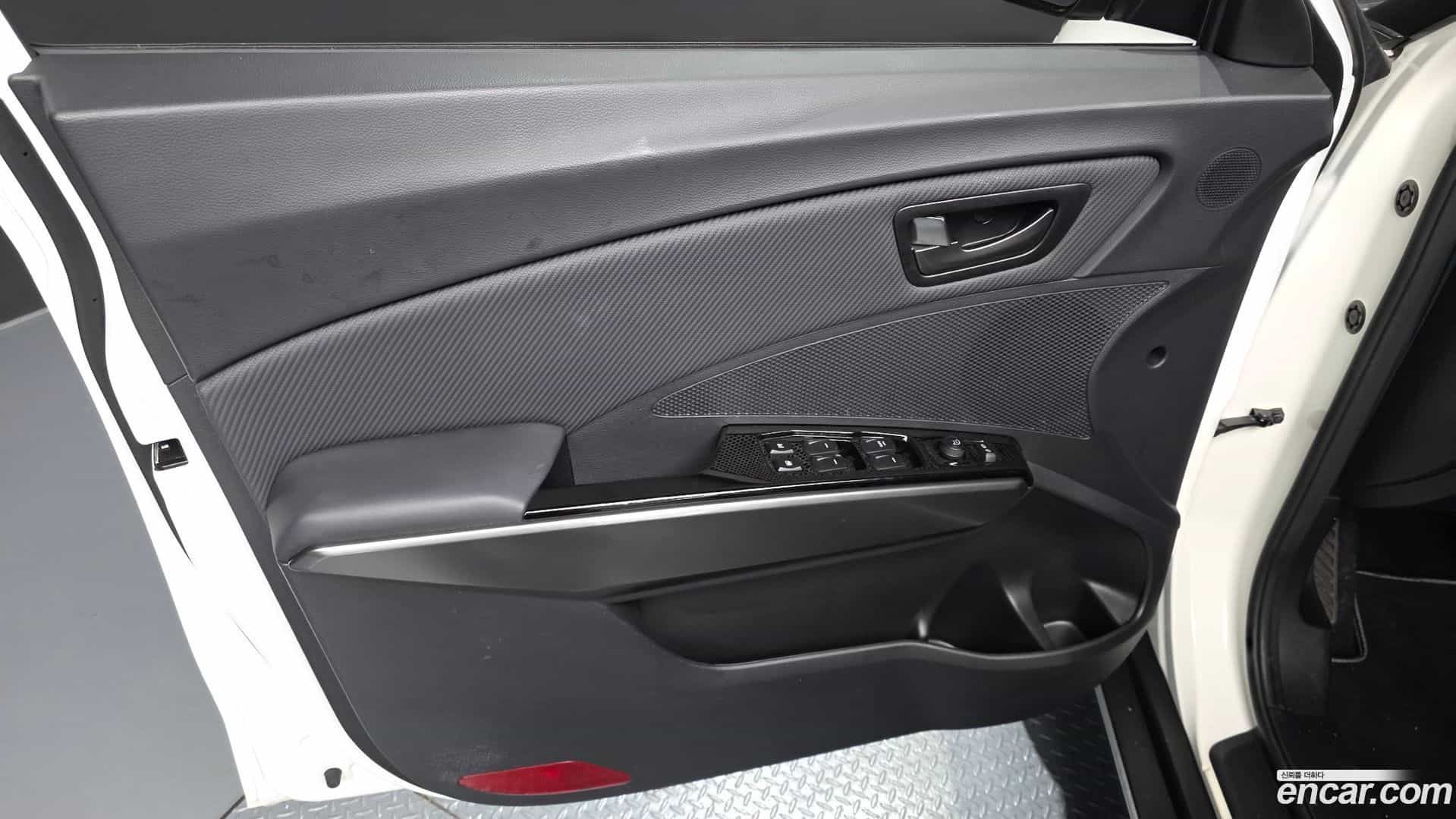 TIBOLI KG Mobility 2025.0-INNER-034