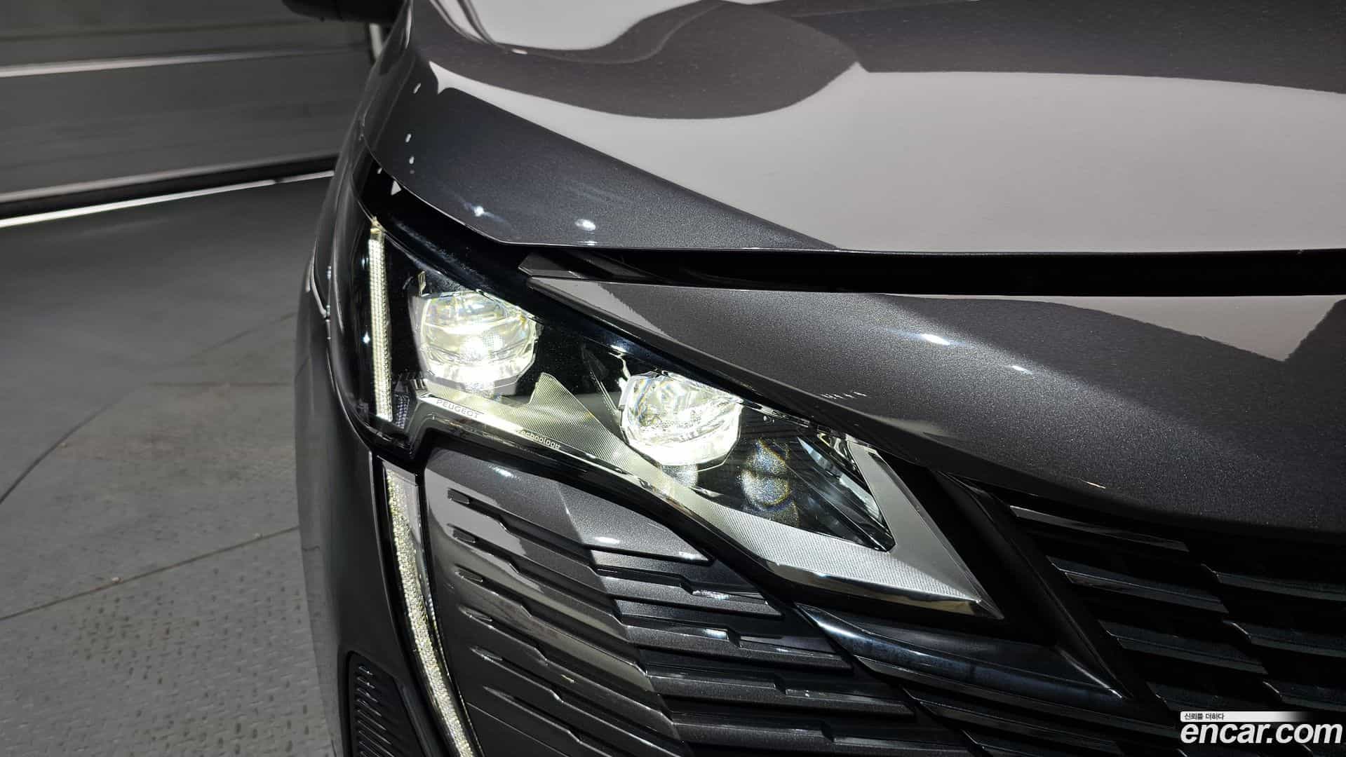 3008 Peugeot 2022.9-OUTER-032