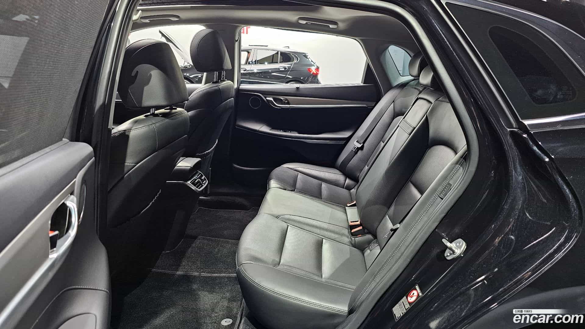 Grandeur Hyundai 2022.7-OPTION-015