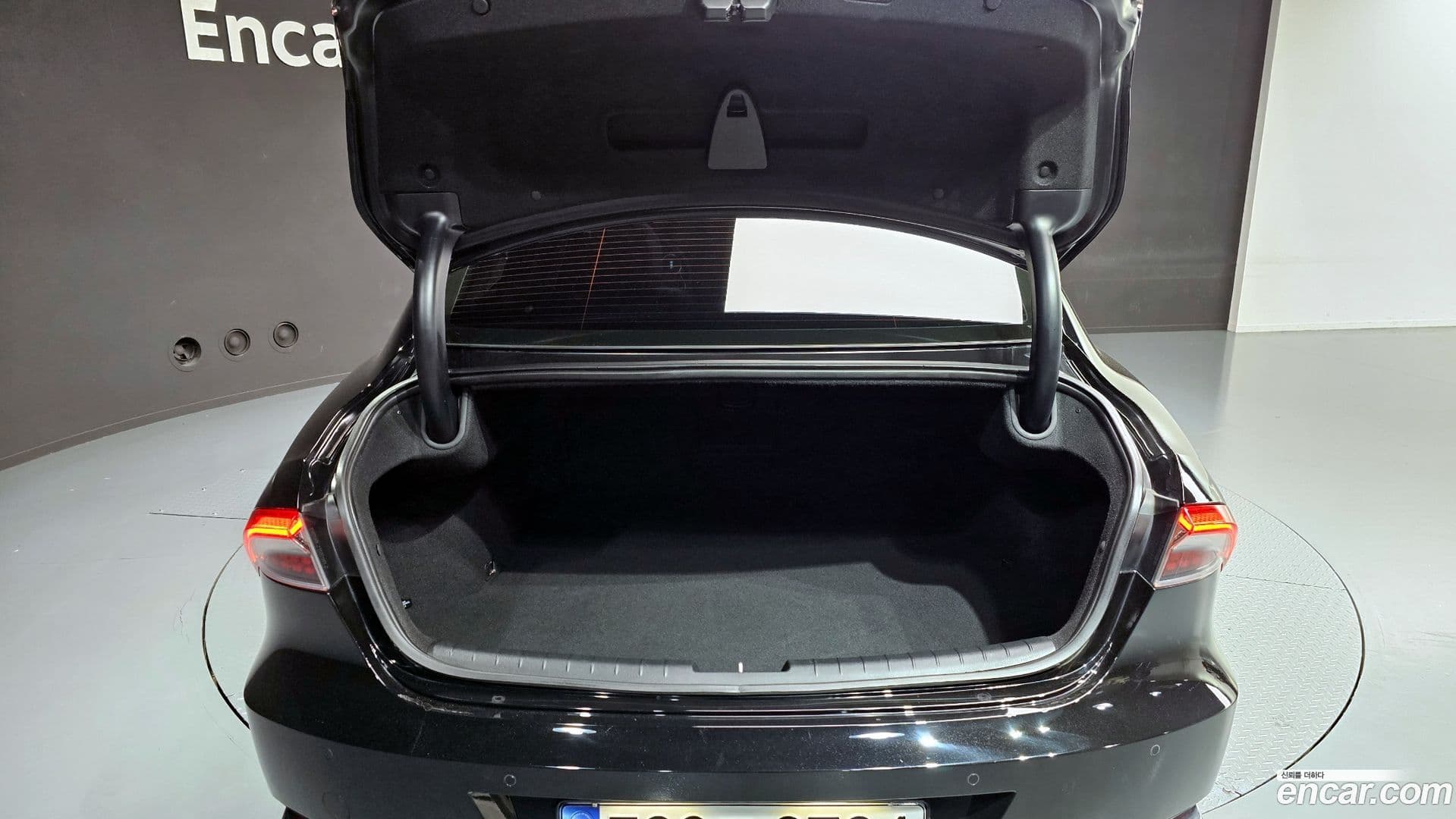 Main__Slider__Photo:Grandeur Hyundai 2022.7-27