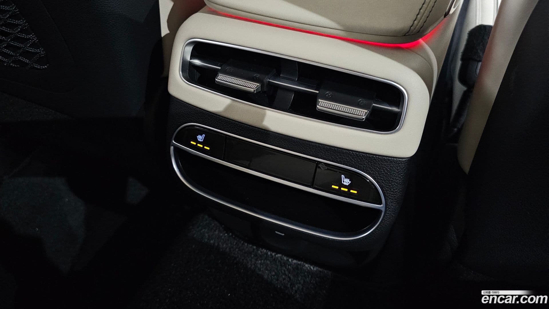 Main__Slider__Photo:GV70 Genesis 2021.5-18
