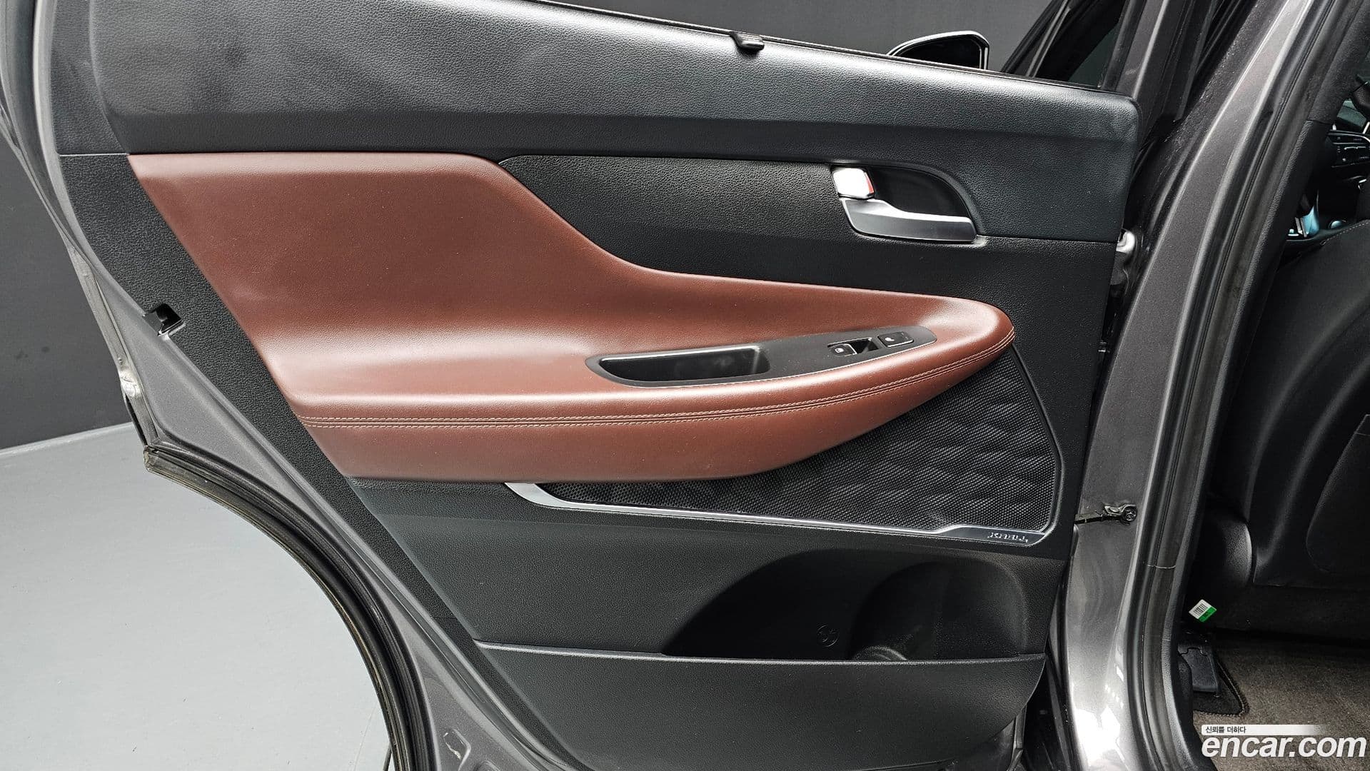 Main__Slider__Photo:Santafe Hyundai 2019.8-24