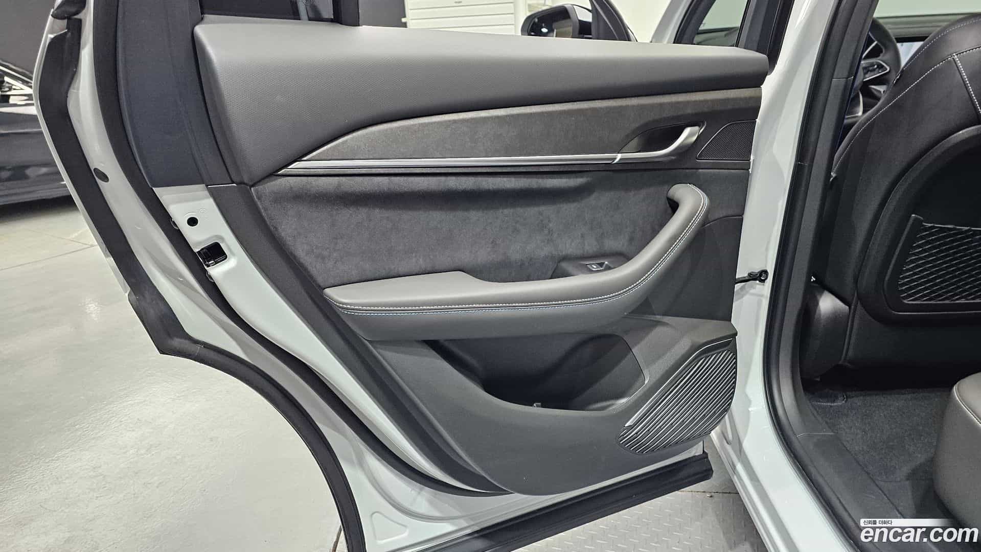 Grand Koleos Renault Korea 2025.8-INNER-035
