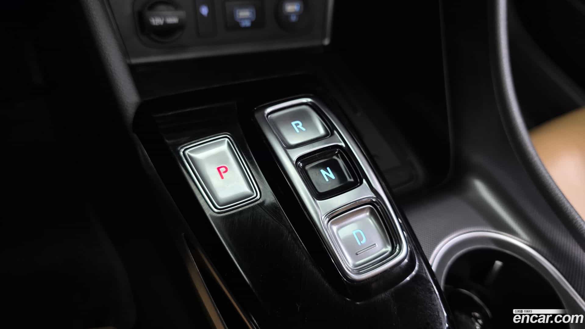 Sonata Hyundai 2019.4-INNER-009