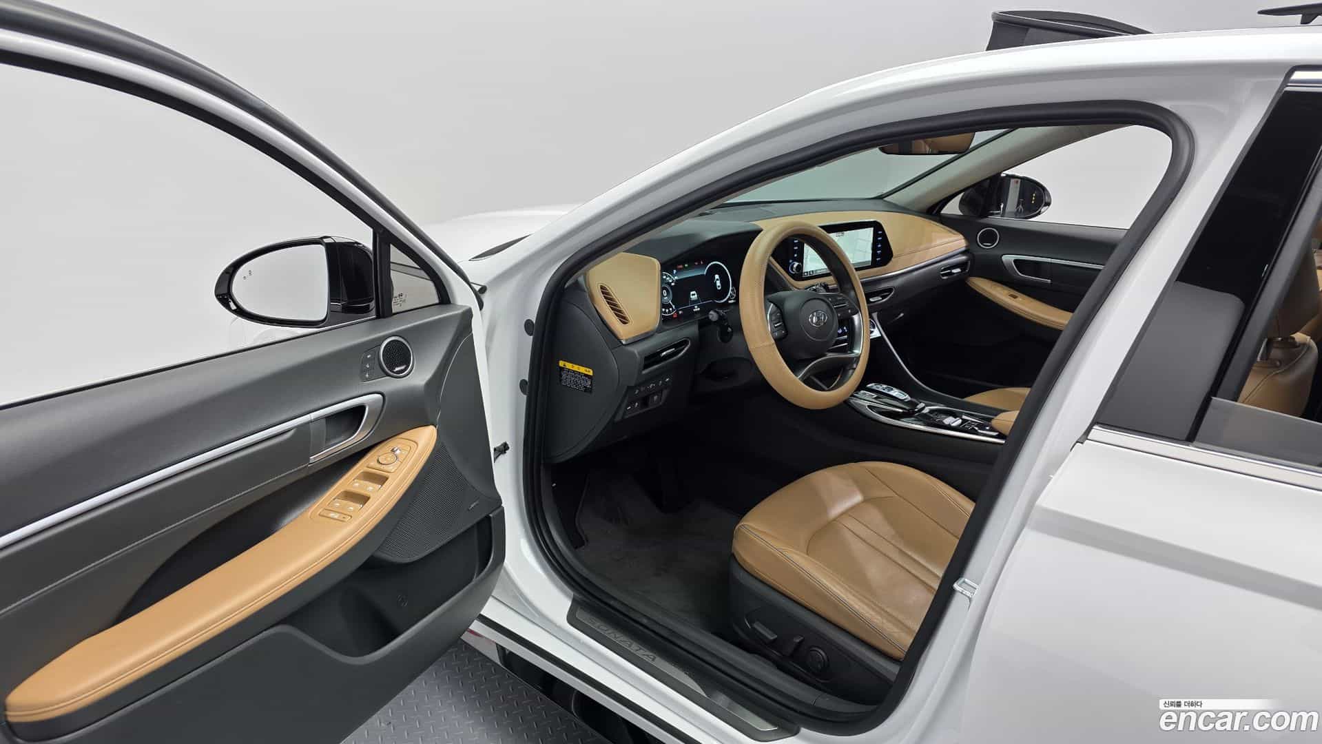 Sonata Hyundai 2019.4-INNER-010