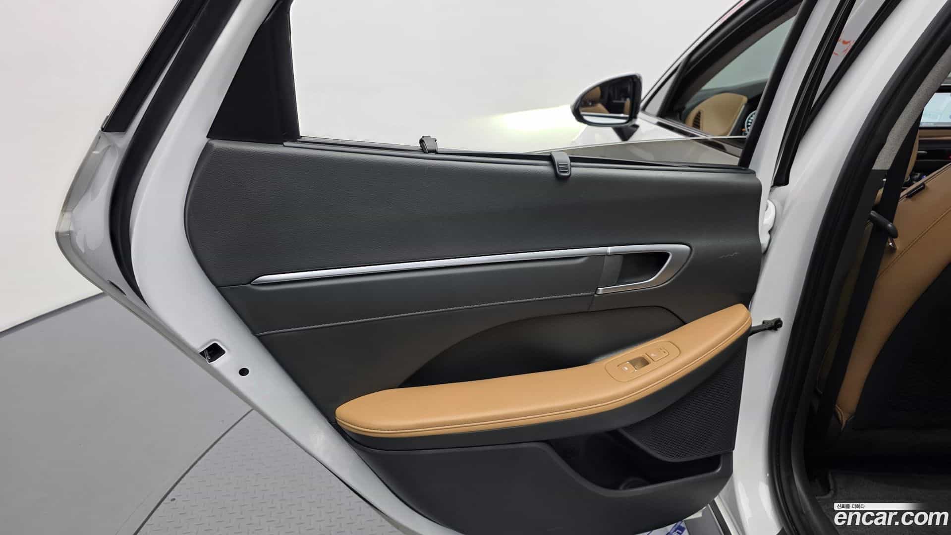 Sonata Hyundai 2019.4-INNER-034