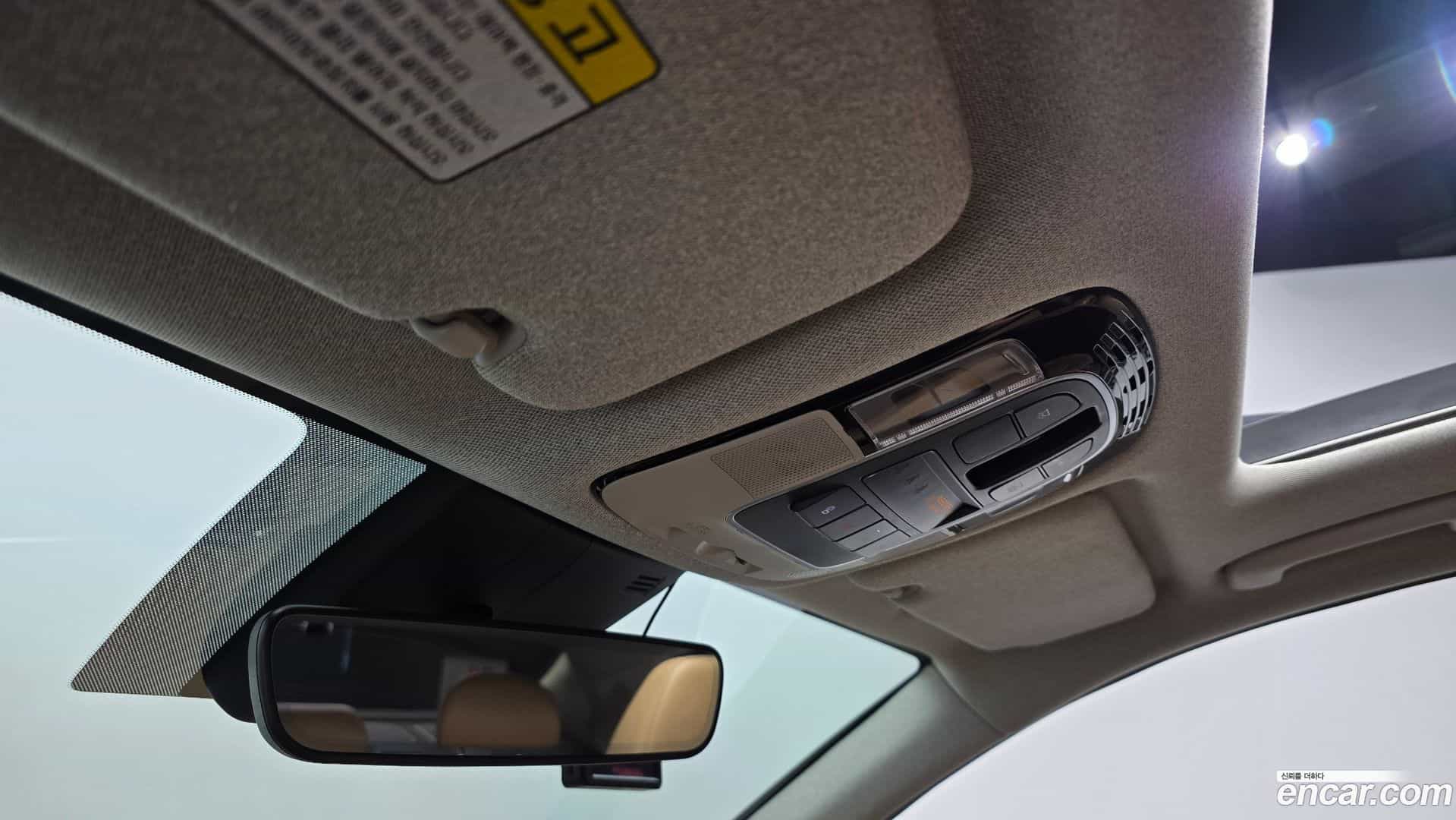 Sonata Hyundai 2019.4-OPTION-047