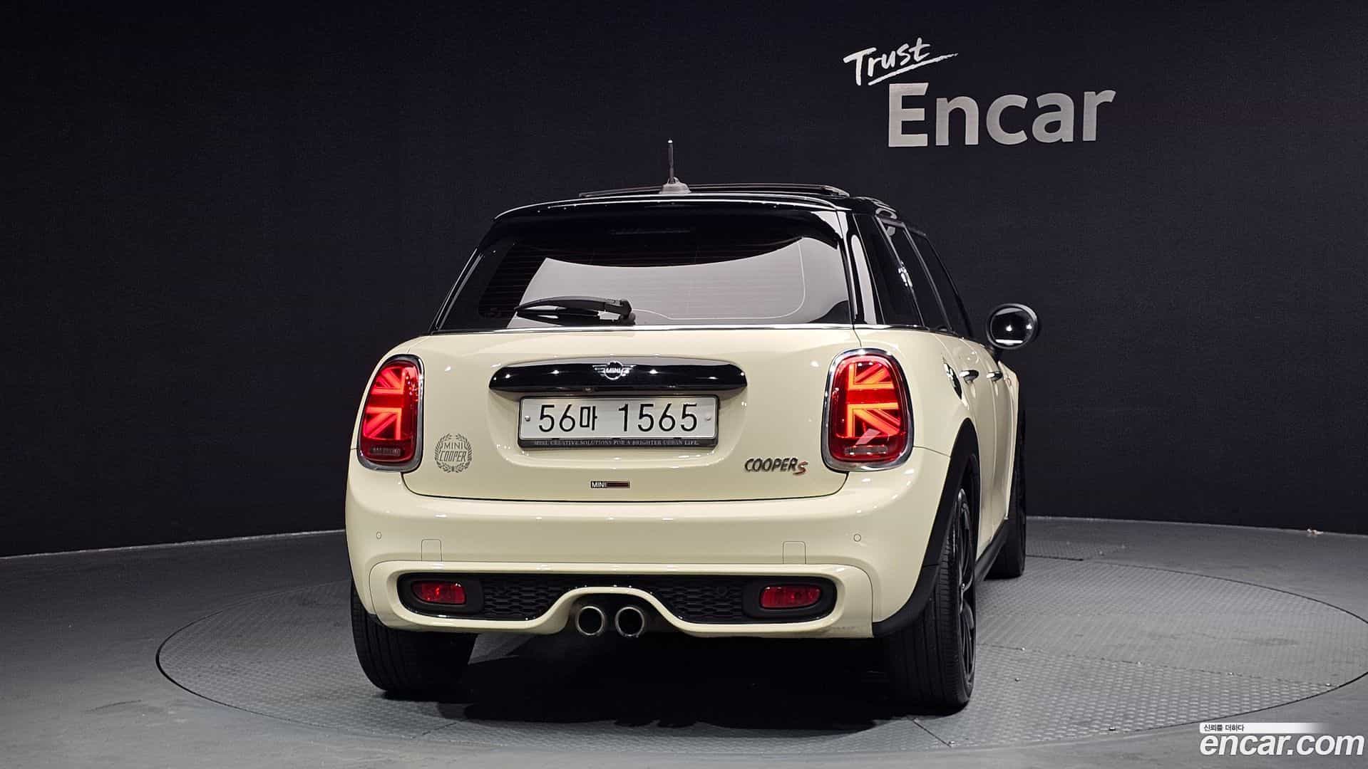Cooper Mini 2019.3-OUTER-004