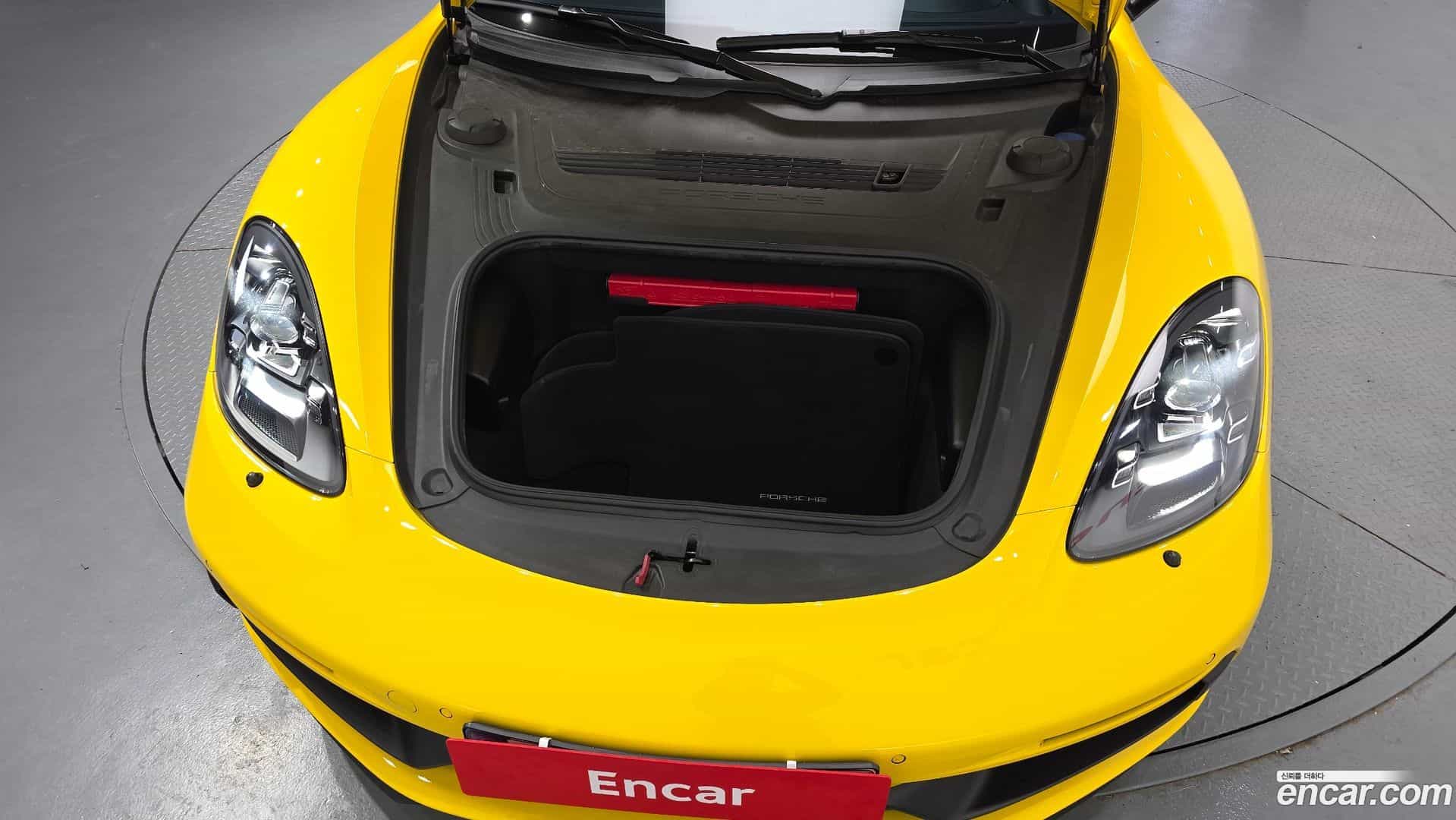 718 Porsche 2021.3-OUTER-006