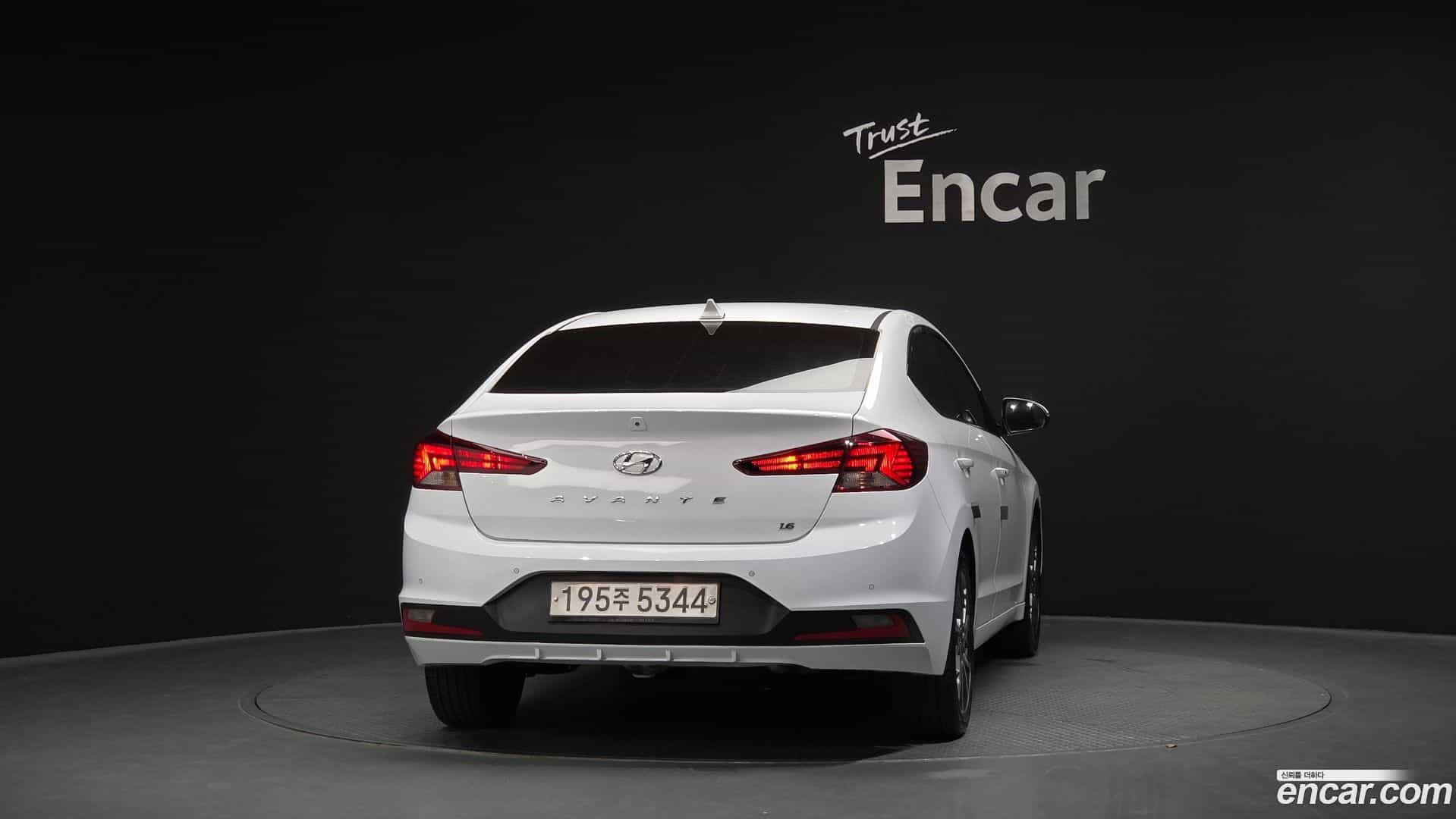 AVANTE Hyundai 2019.9-OUTER-004