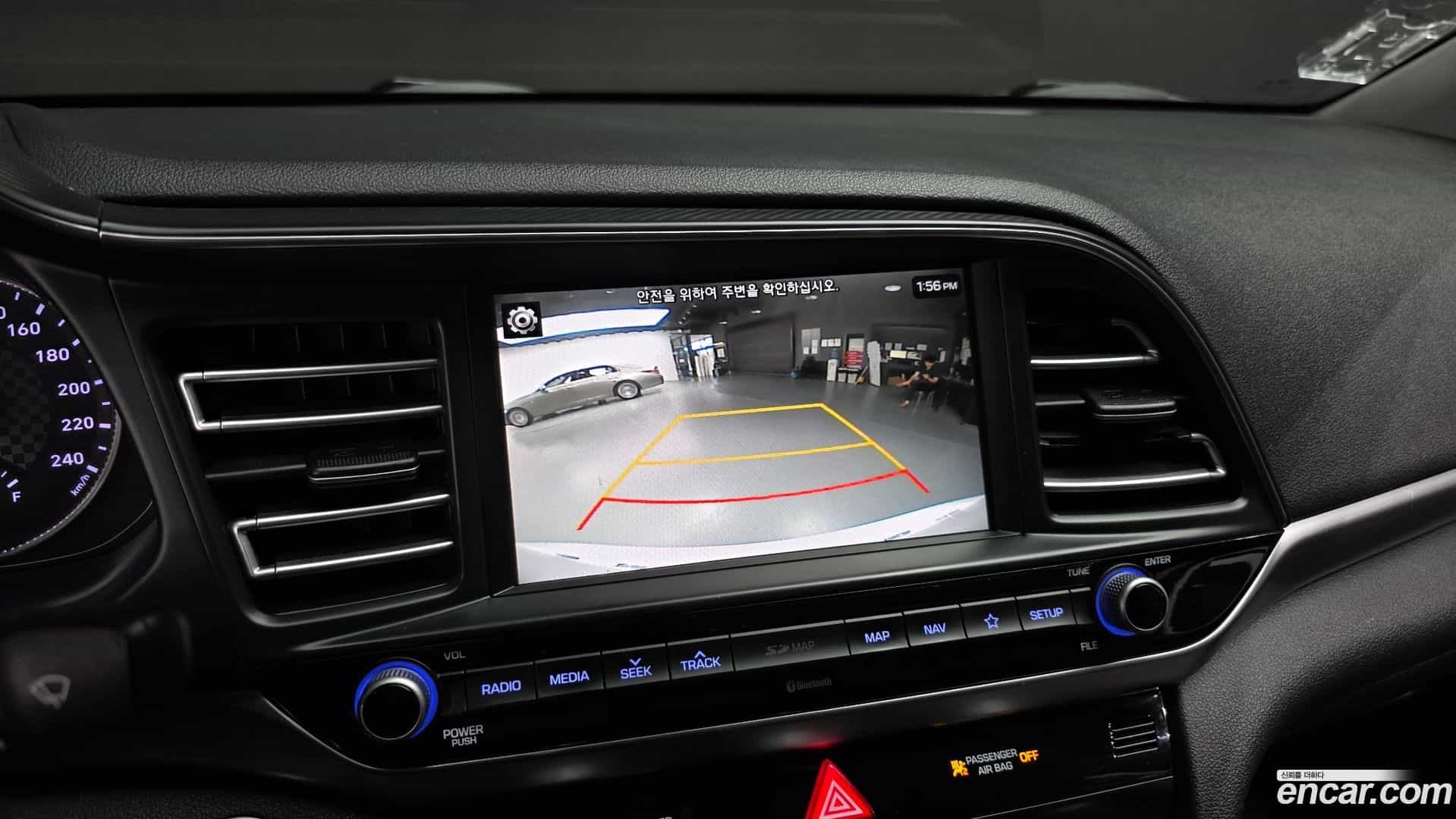 AVANTE Hyundai 2019.9-OPTION-020