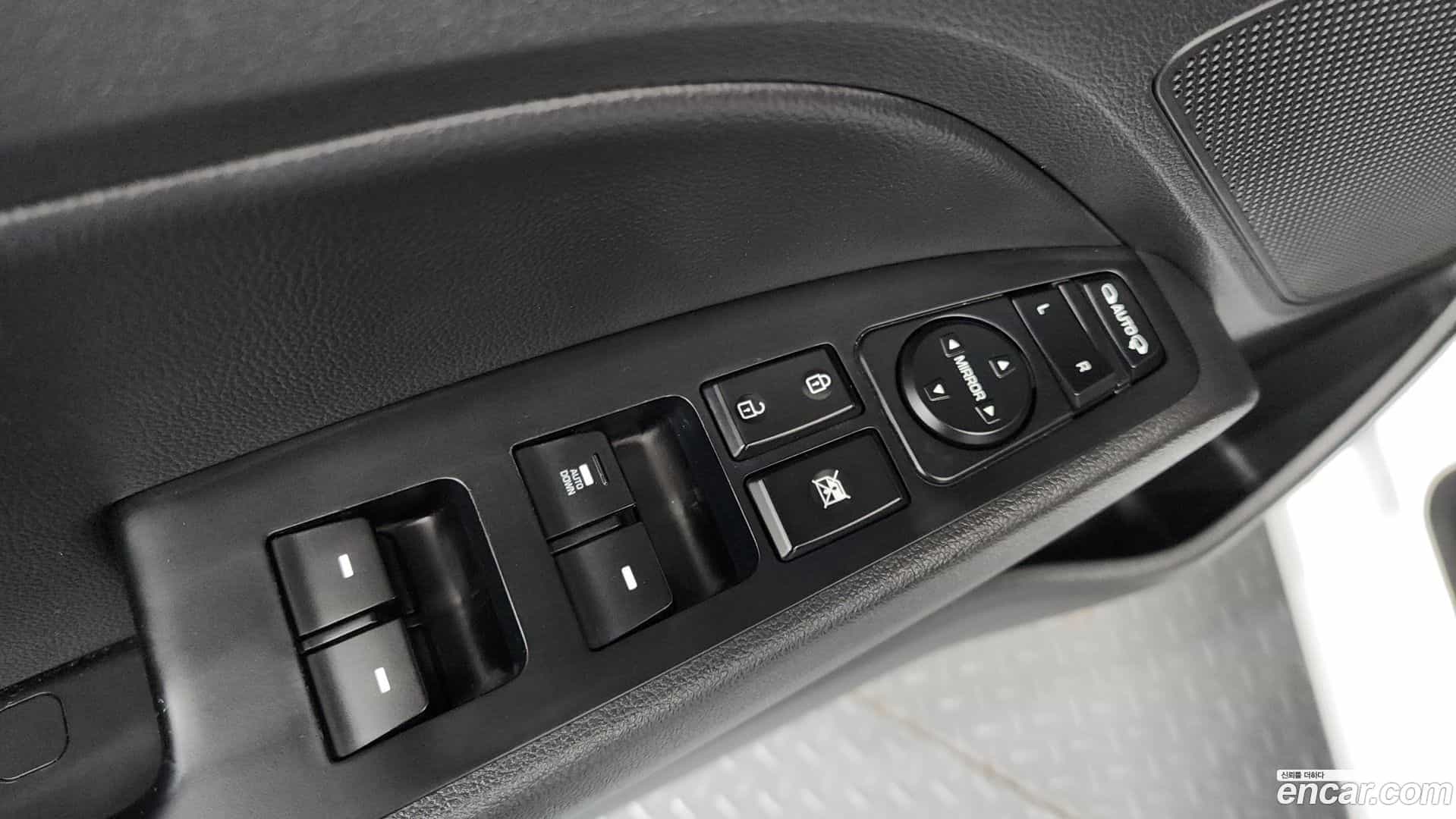 AVANTE Hyundai 2019.8-OPTION-043