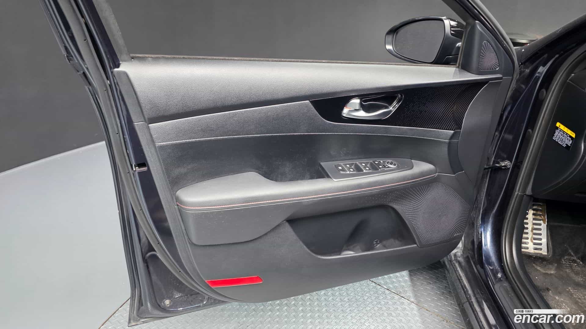 K3 Kia 2019.2-INNER-034