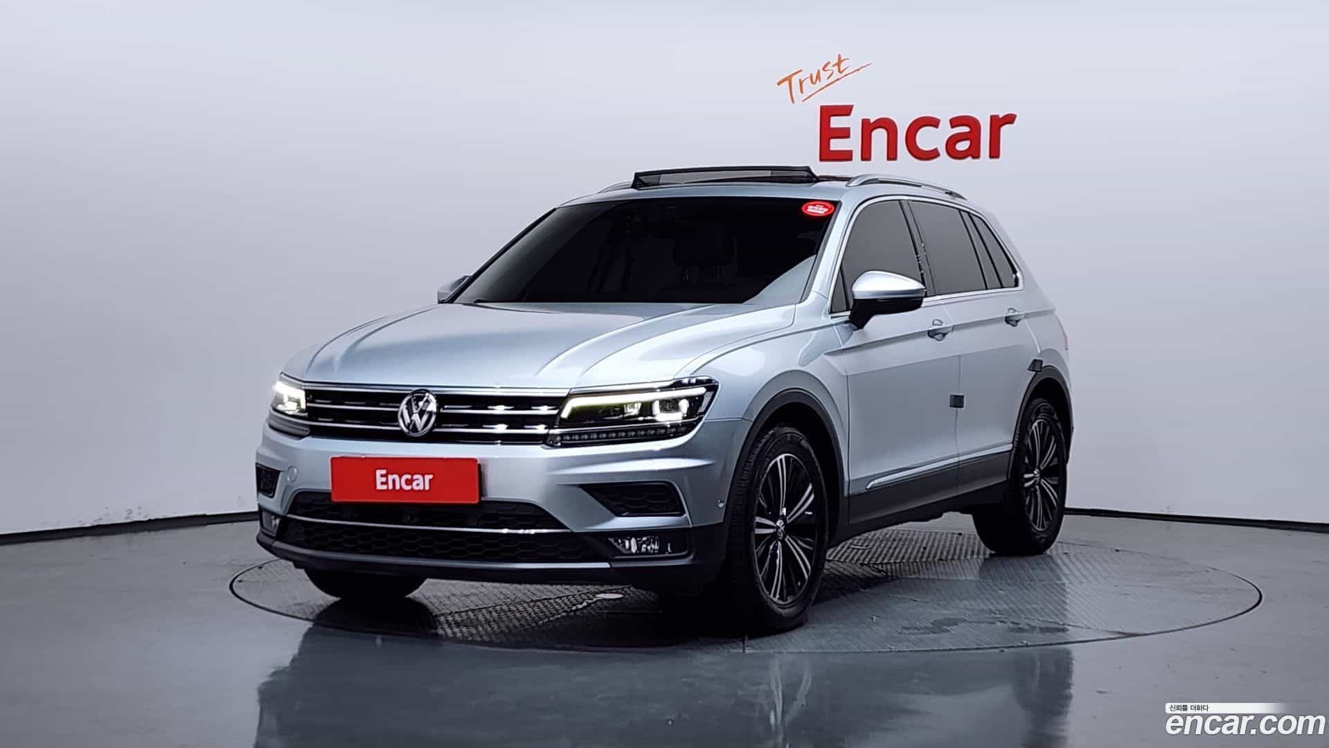 Tiguan Volkswagen 2020.6-OUTER-001