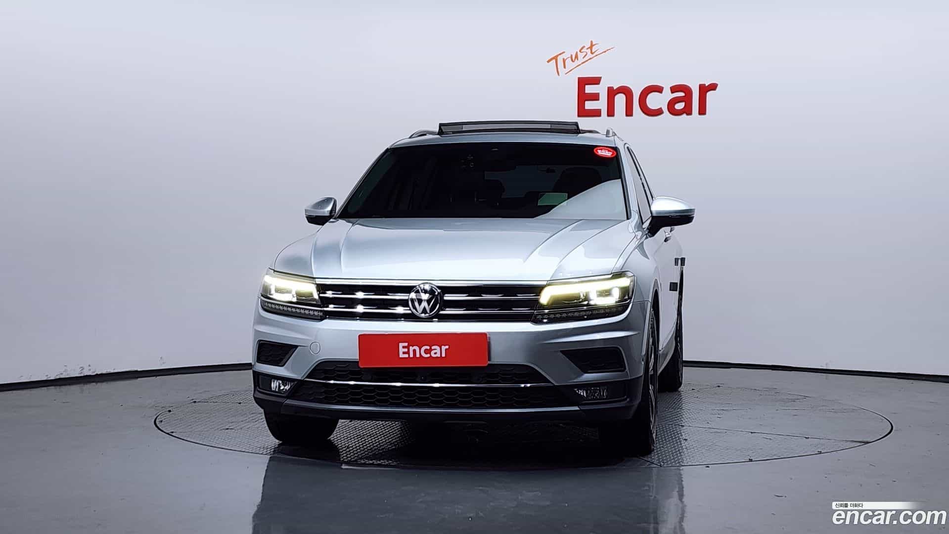 Tiguan Volkswagen 2020.6-OUTER-003