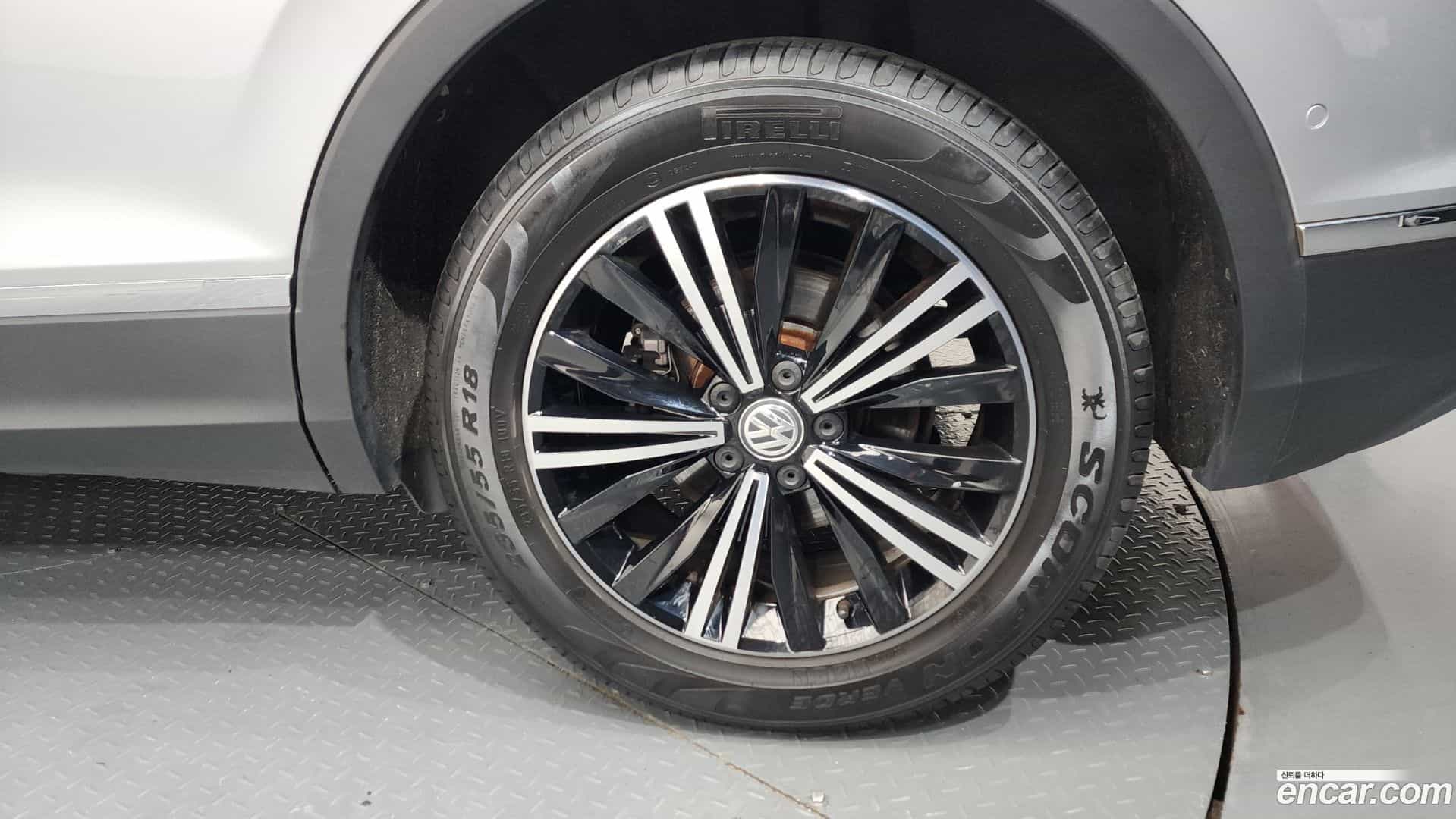 Tiguan Volkswagen 2020.6-OUTER-031