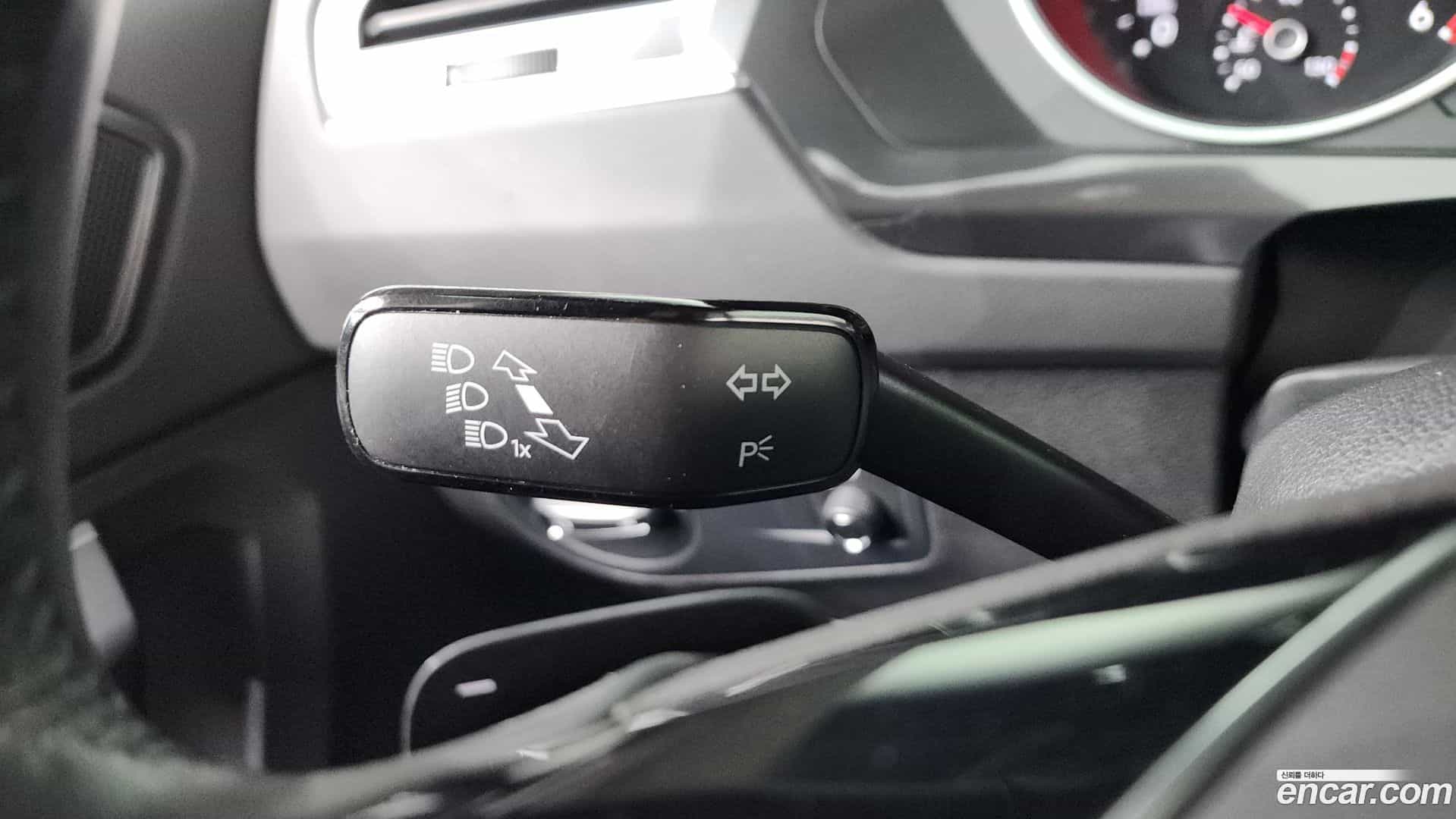 Tiguan Volkswagen 2020.6-OPTION-050
