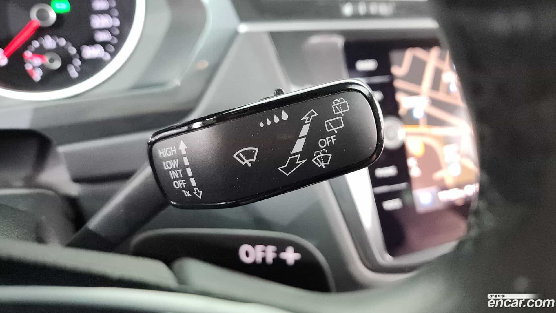 Tiguan Volkswagen 2020.6-OPTION-052