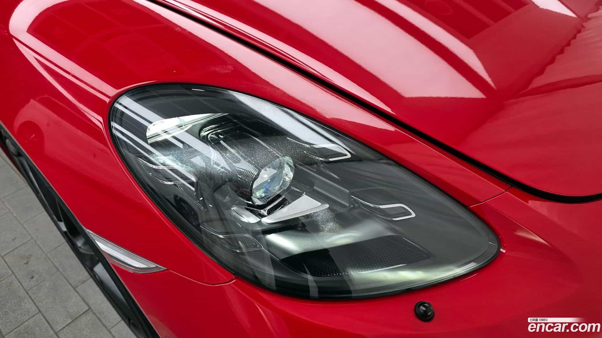 718 Porsche 2022.4-OUTER-032