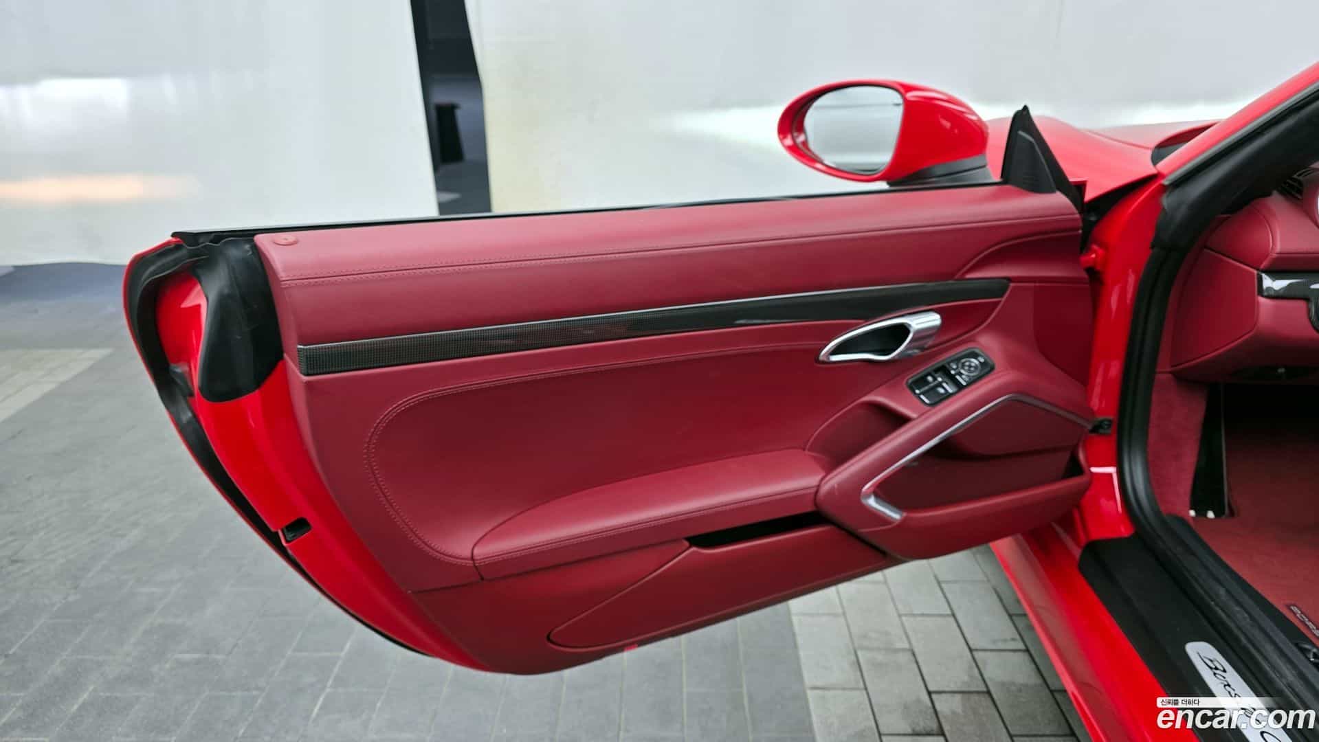 718 Porsche 2022.4-INNER-034