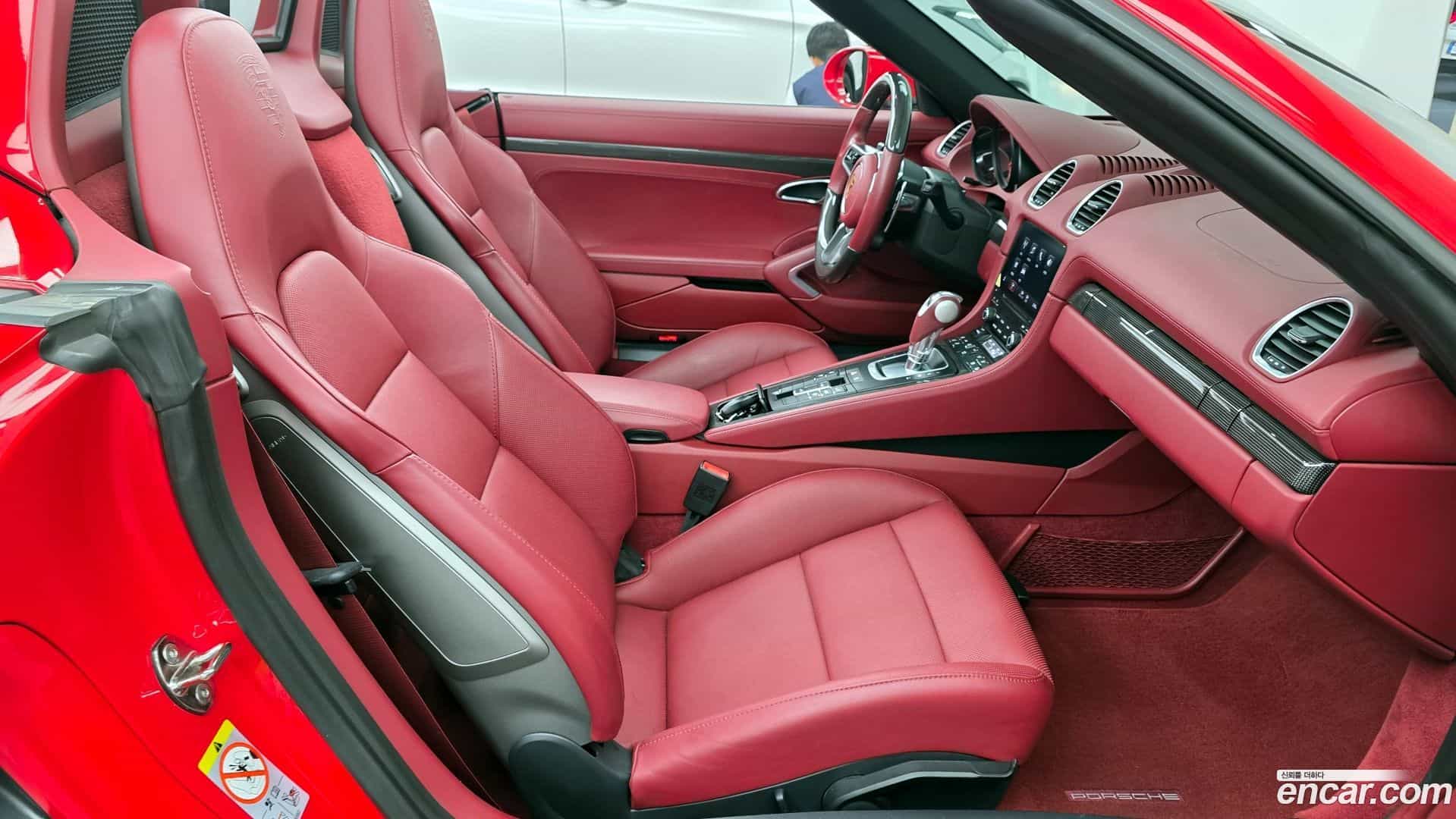 718 Porsche 2022.4-INNER-036