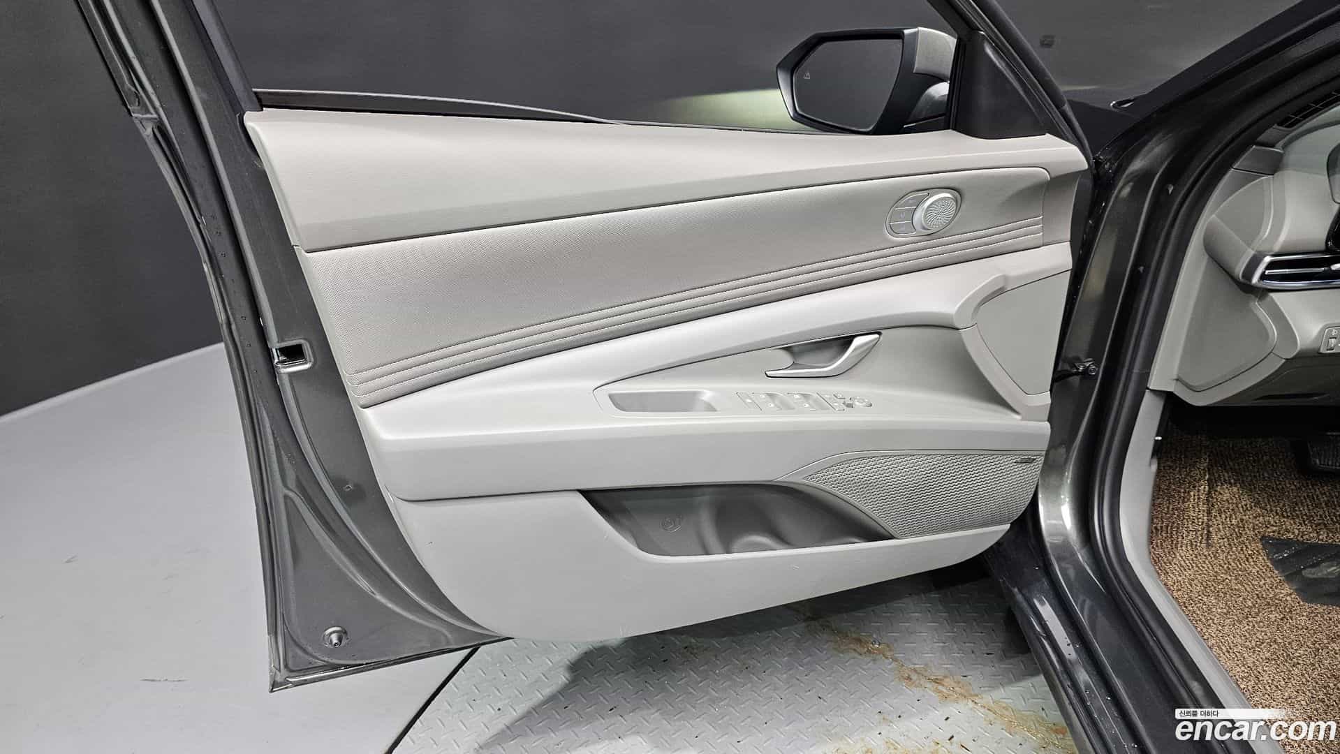 AVANTE Hyundai 2023.9-INNER-034