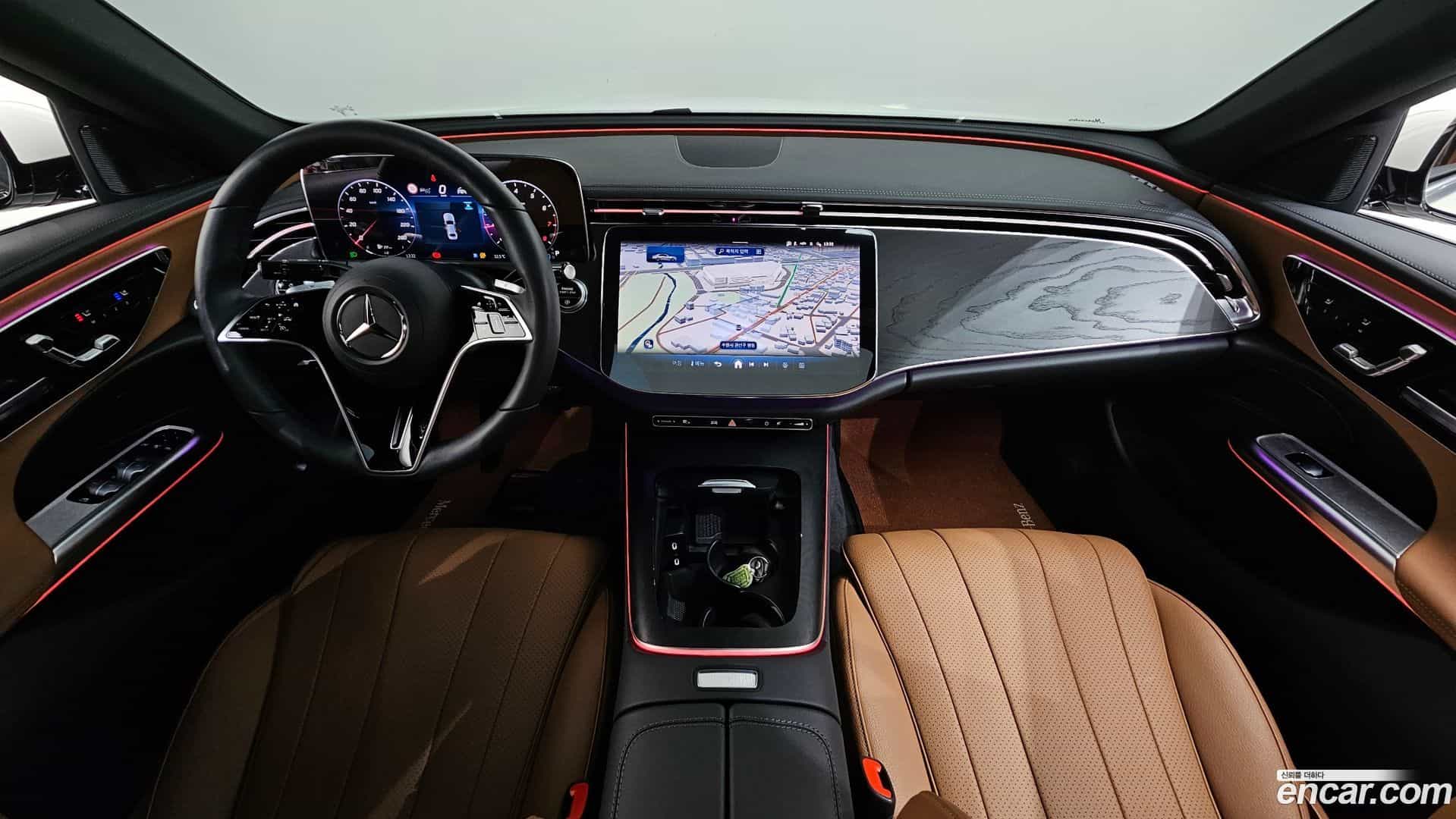 E-Class Mercedes-Benz 2024.8-INNER-007