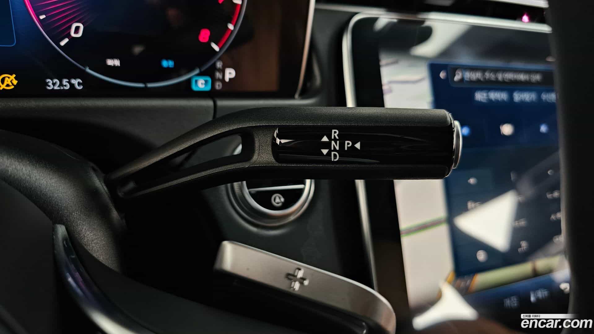 E-Class Mercedes-Benz 2024.8-INNER-009
