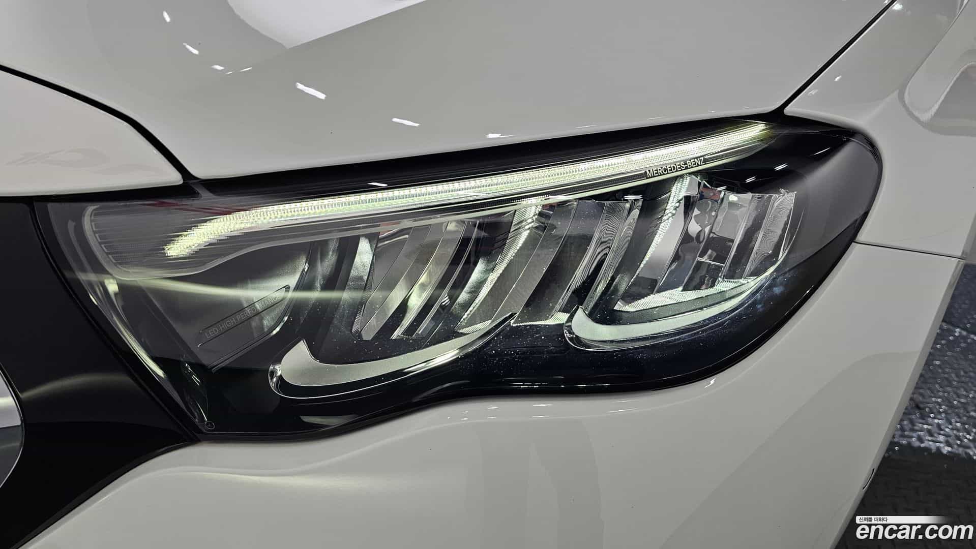 E-Class Mercedes-Benz 2024.8-OUTER-032