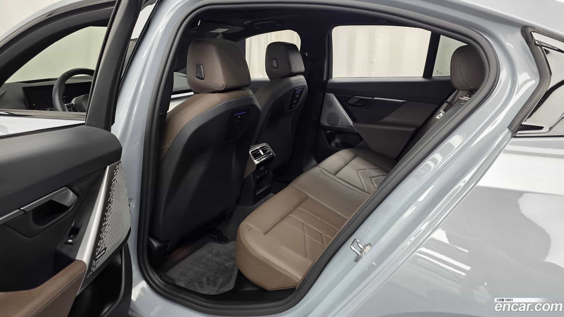 5-Series BMW 2024.6-INNER-036
