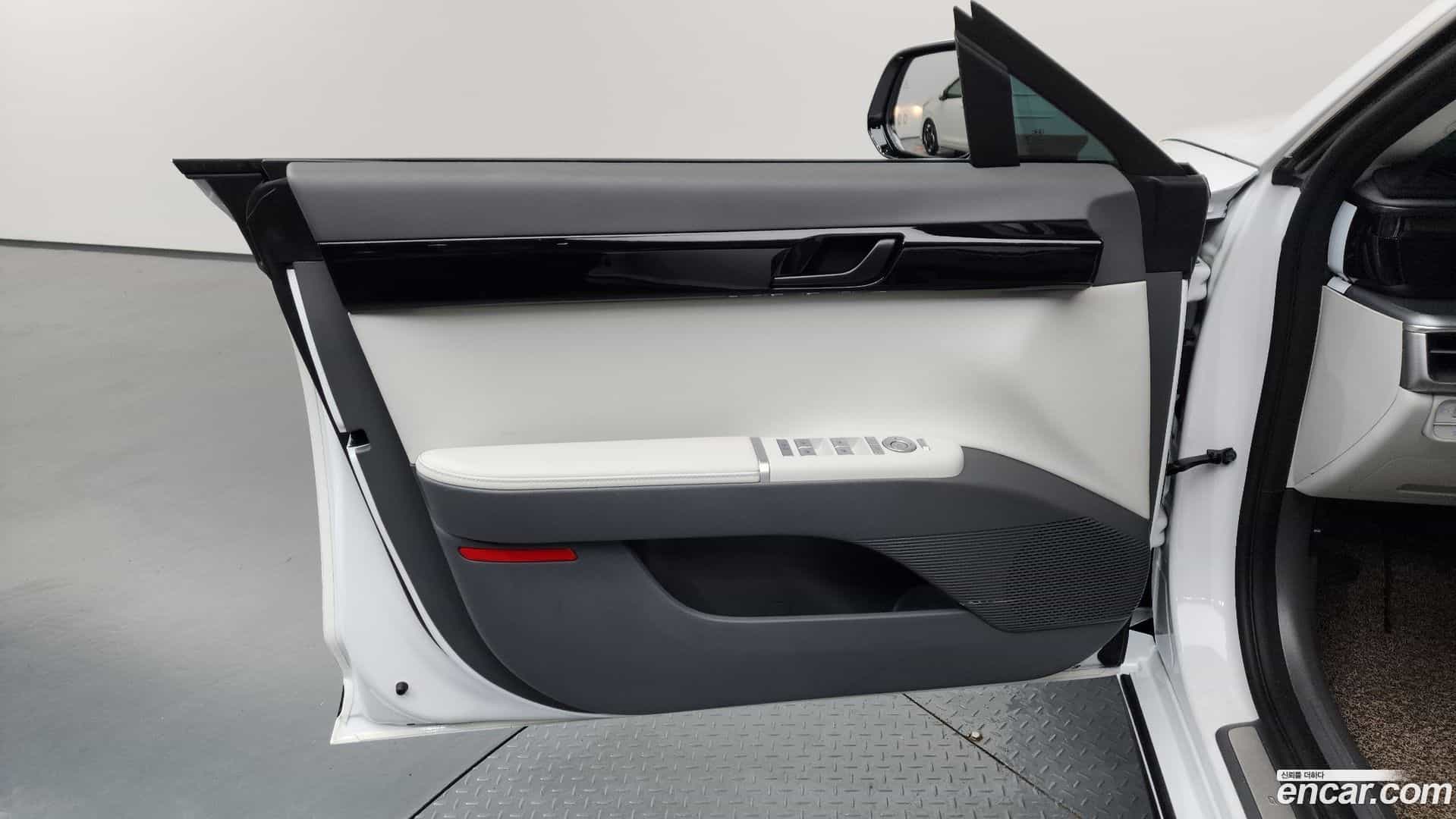 Grandeur Hyundai 2024.4-INNER-034