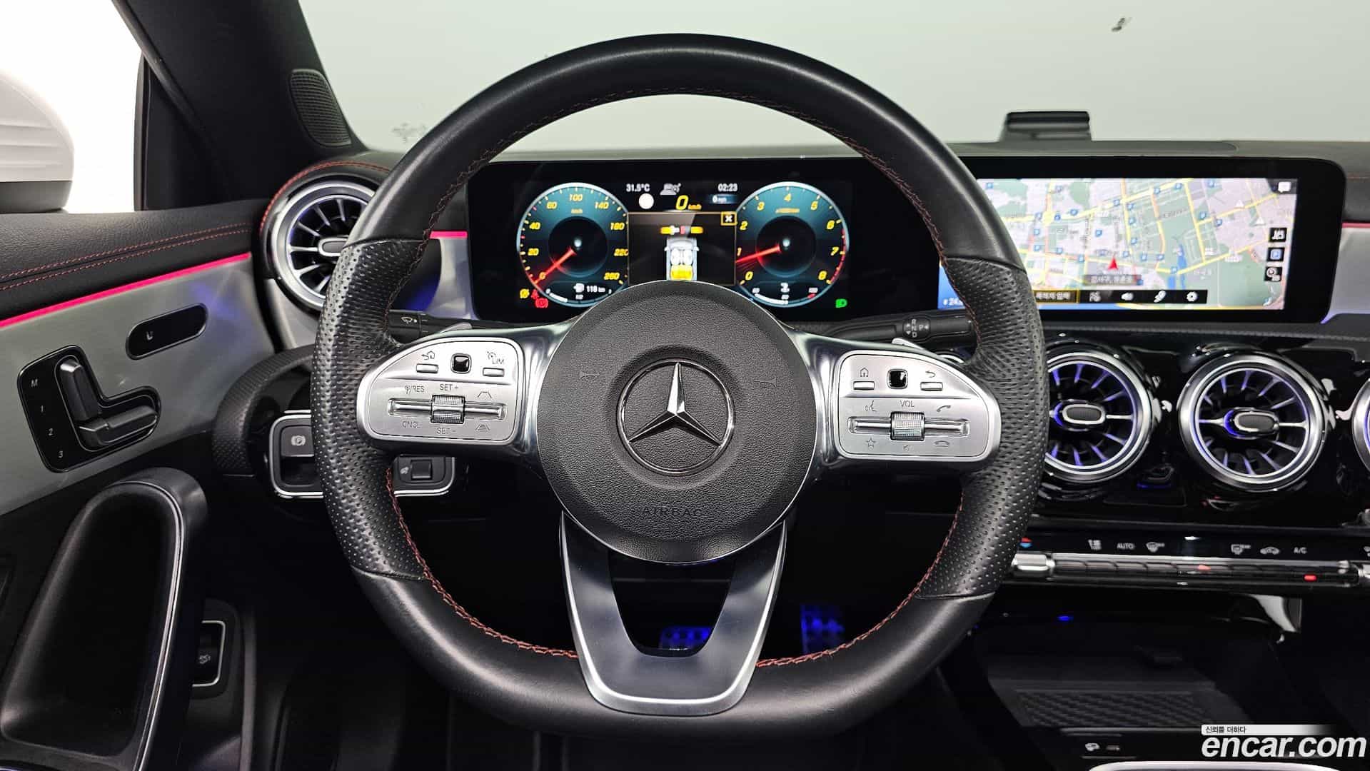 CLA-Class Mercedes-Benz 2023.4-OPTION-017