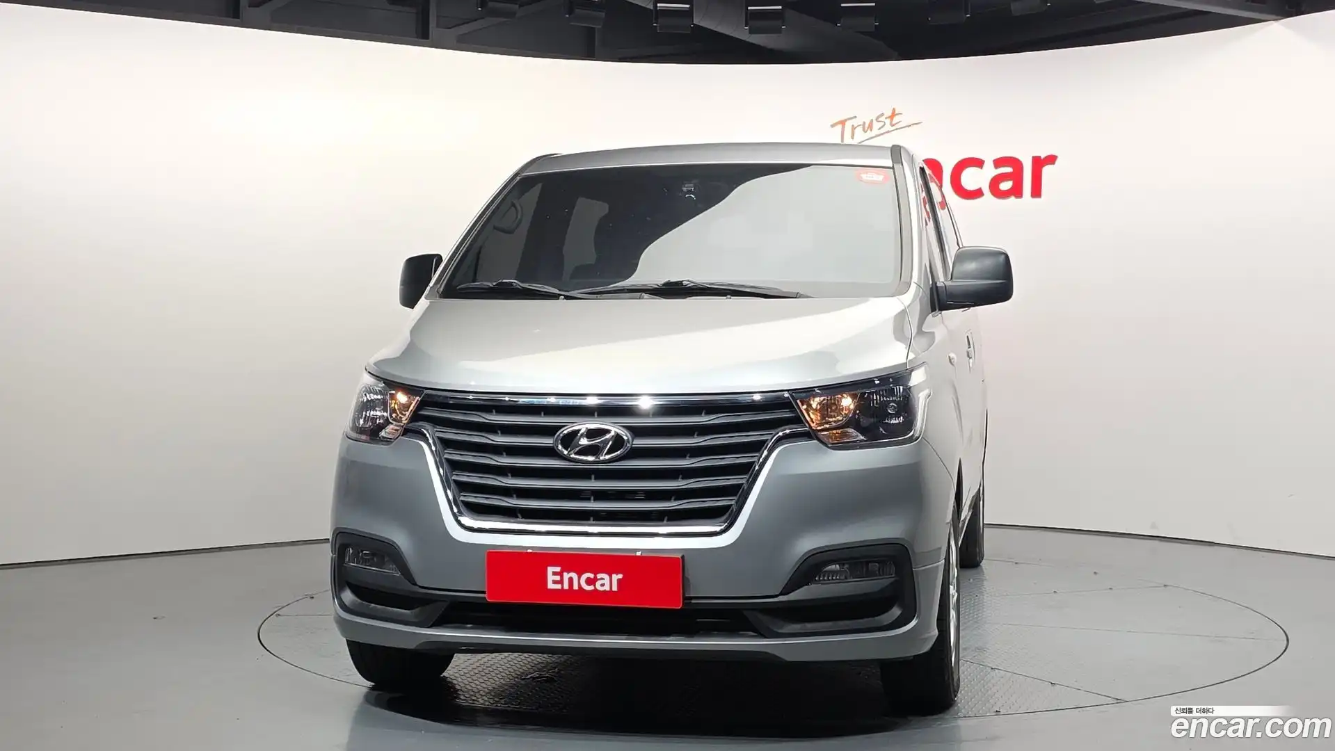 Starex Hyundai 2018.8-OUTER-003